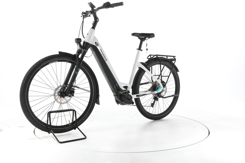 Pegasus Premio EVO 10 Lite Trekking E-Bike Tiefeinsteiger - Image 6
