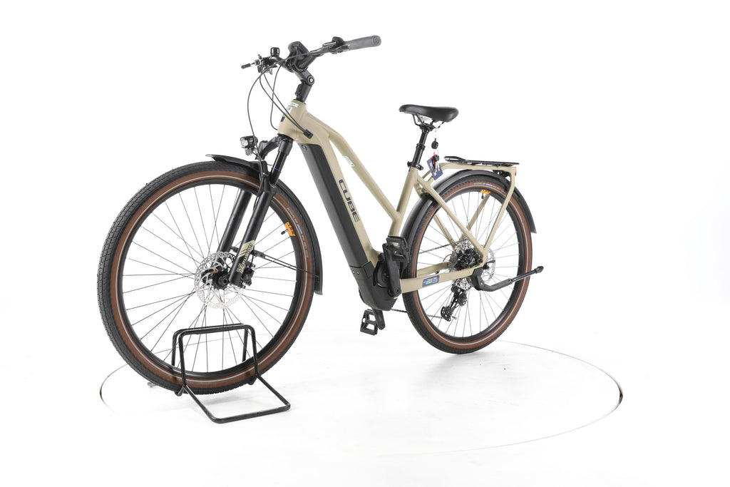 Cube Kathmandu Hybrid Pro Trekking E-Bike - Image 6