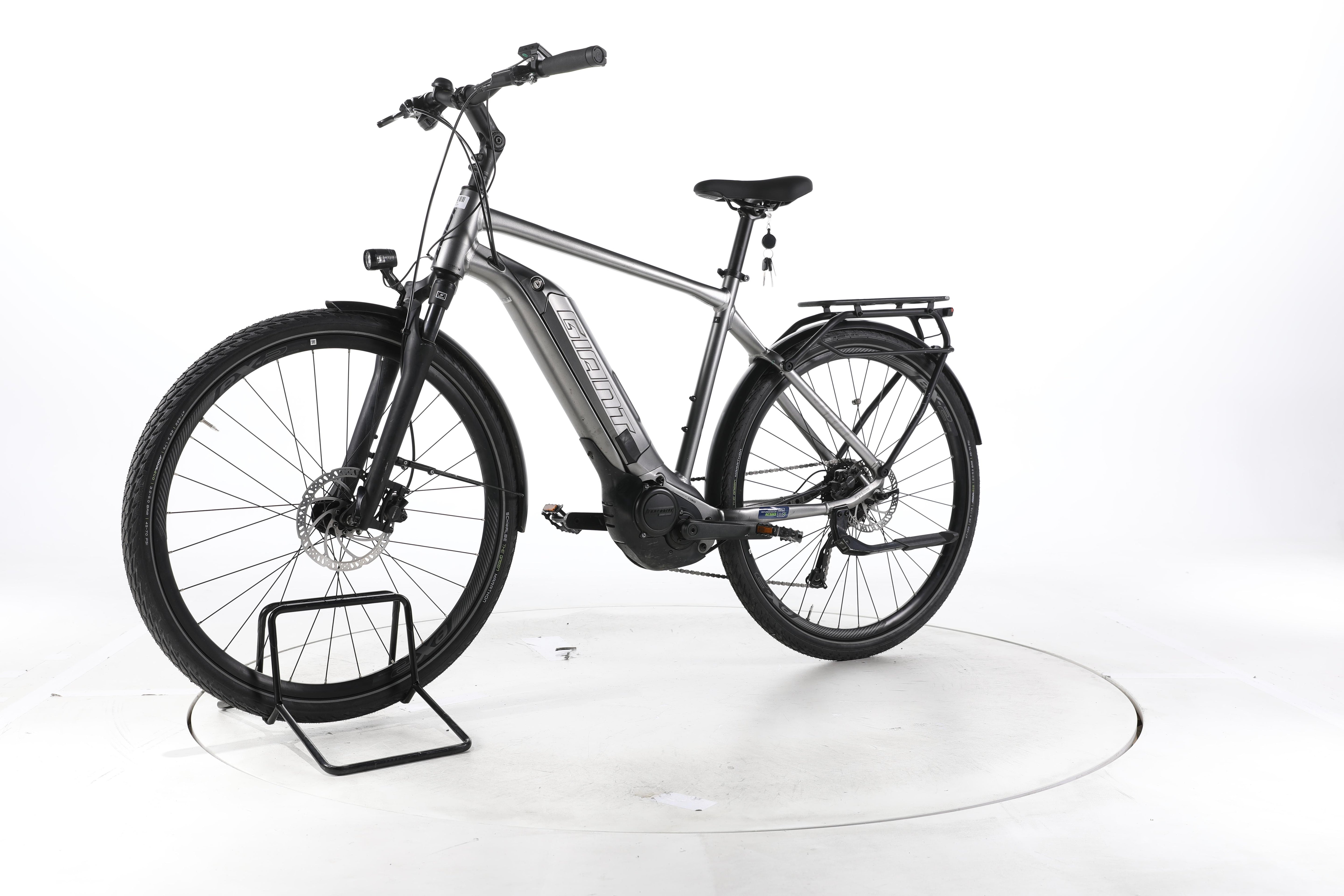 Giant Explore E+ 3 Trekking E-Bike - Image 6