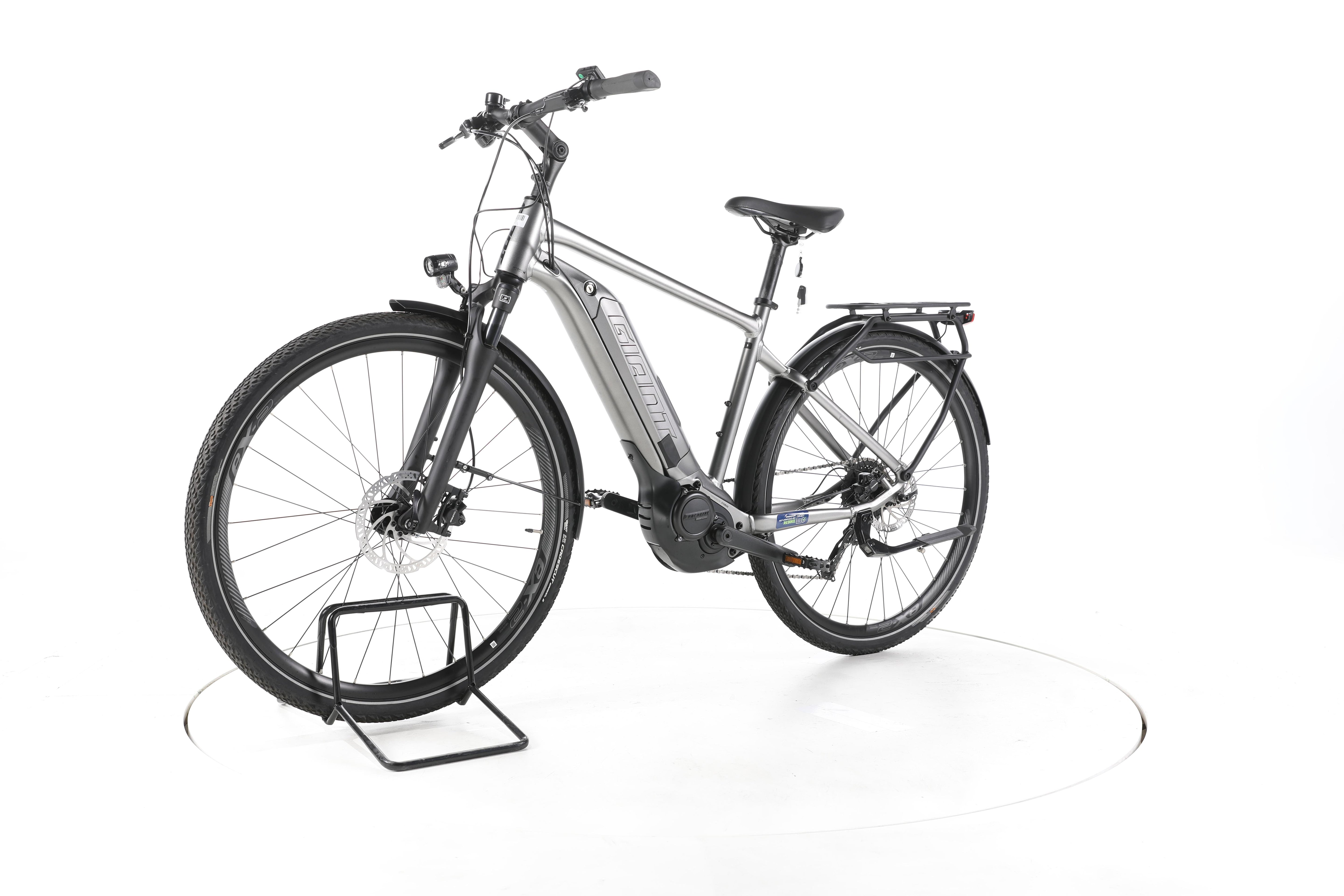 Giant Explore E+ 3 Trekking E-Bike - Image 6