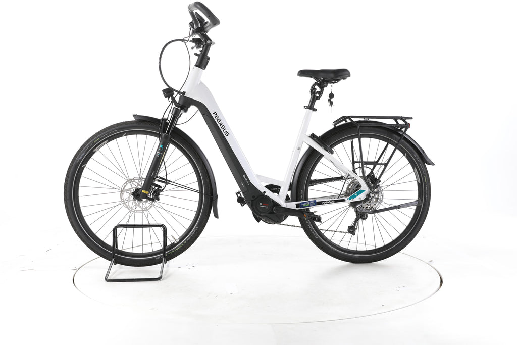 Pegasus Premio Evo Comfort Trekking E-Bike Tiefeinsteiger - Image 7