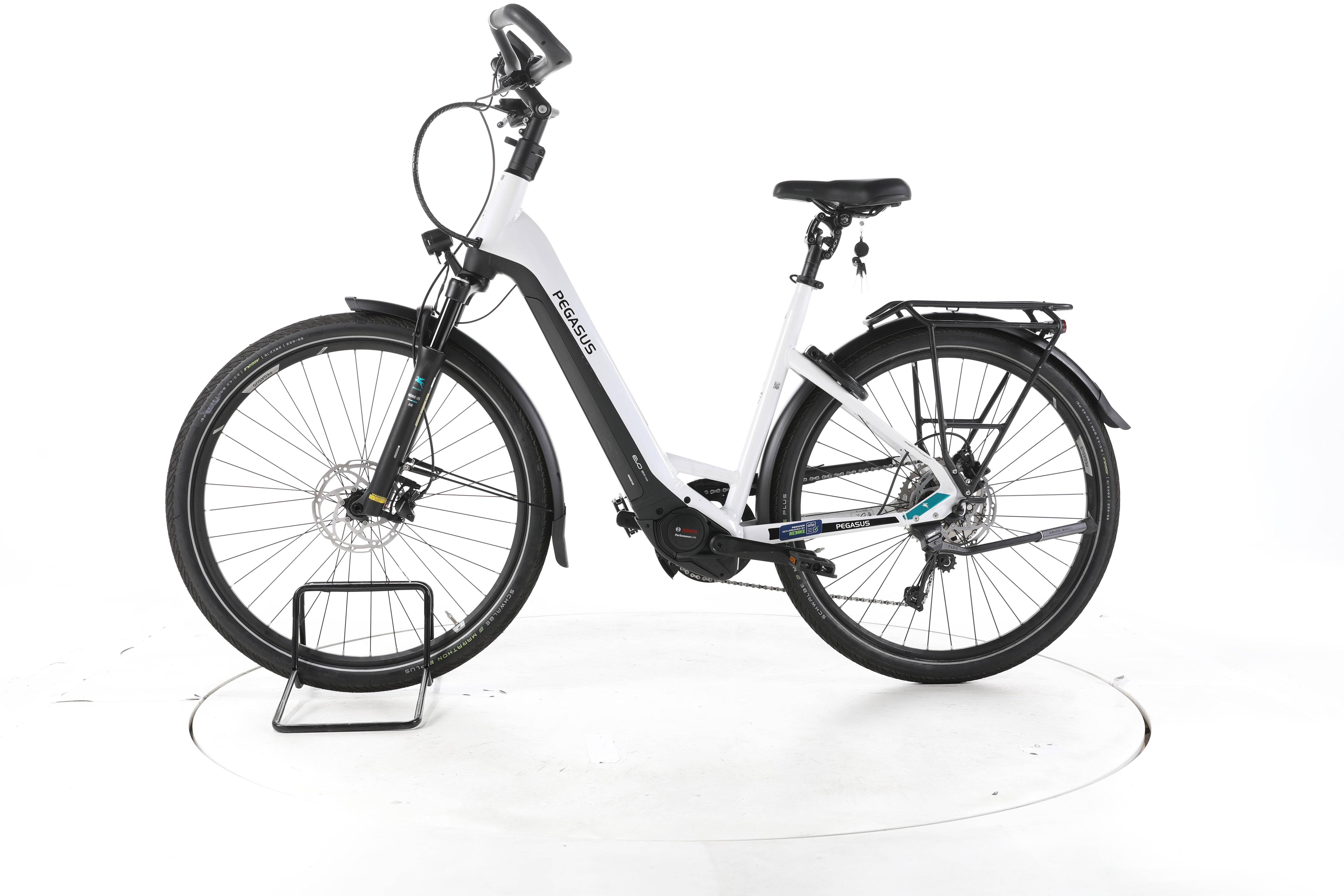 Pegasus Premio Evo Comfort Trekking E-Bike Tiefeinsteiger - Image 7