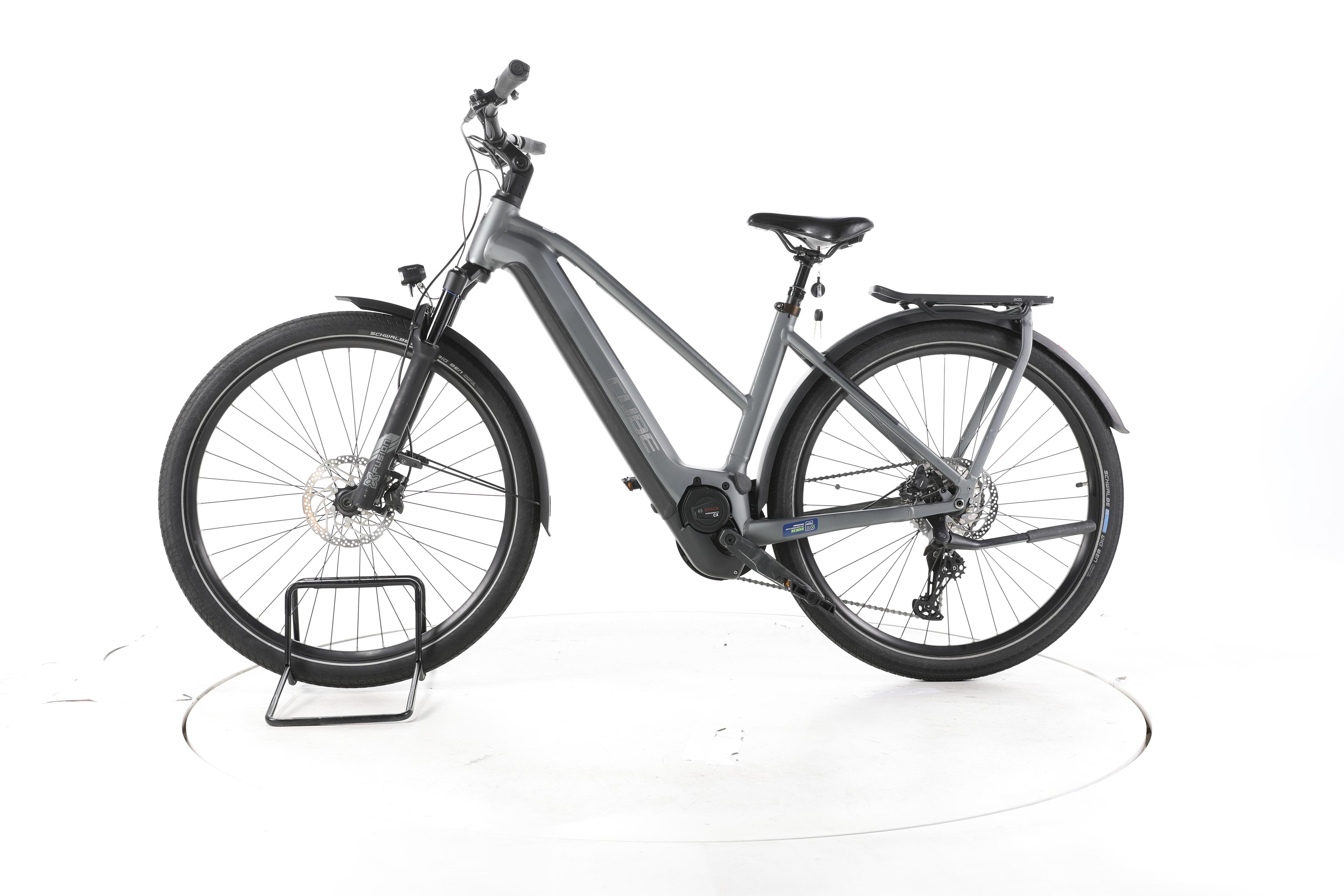 Cube Kathmandu Hybrid Pro Trekking E-Bike - Image 7