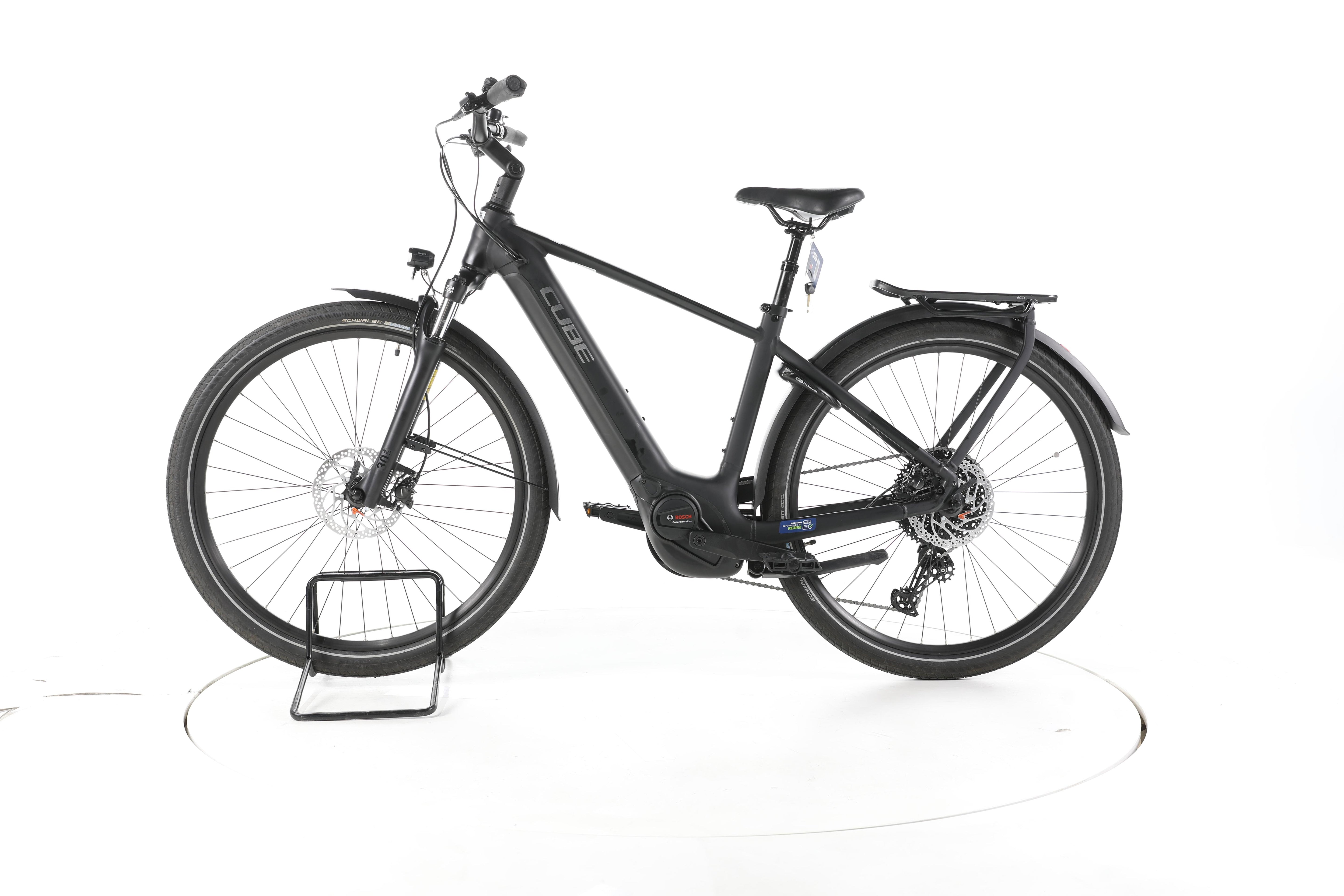 Cube Touring Hybrid Pro Trekking E-Bike - Image 7