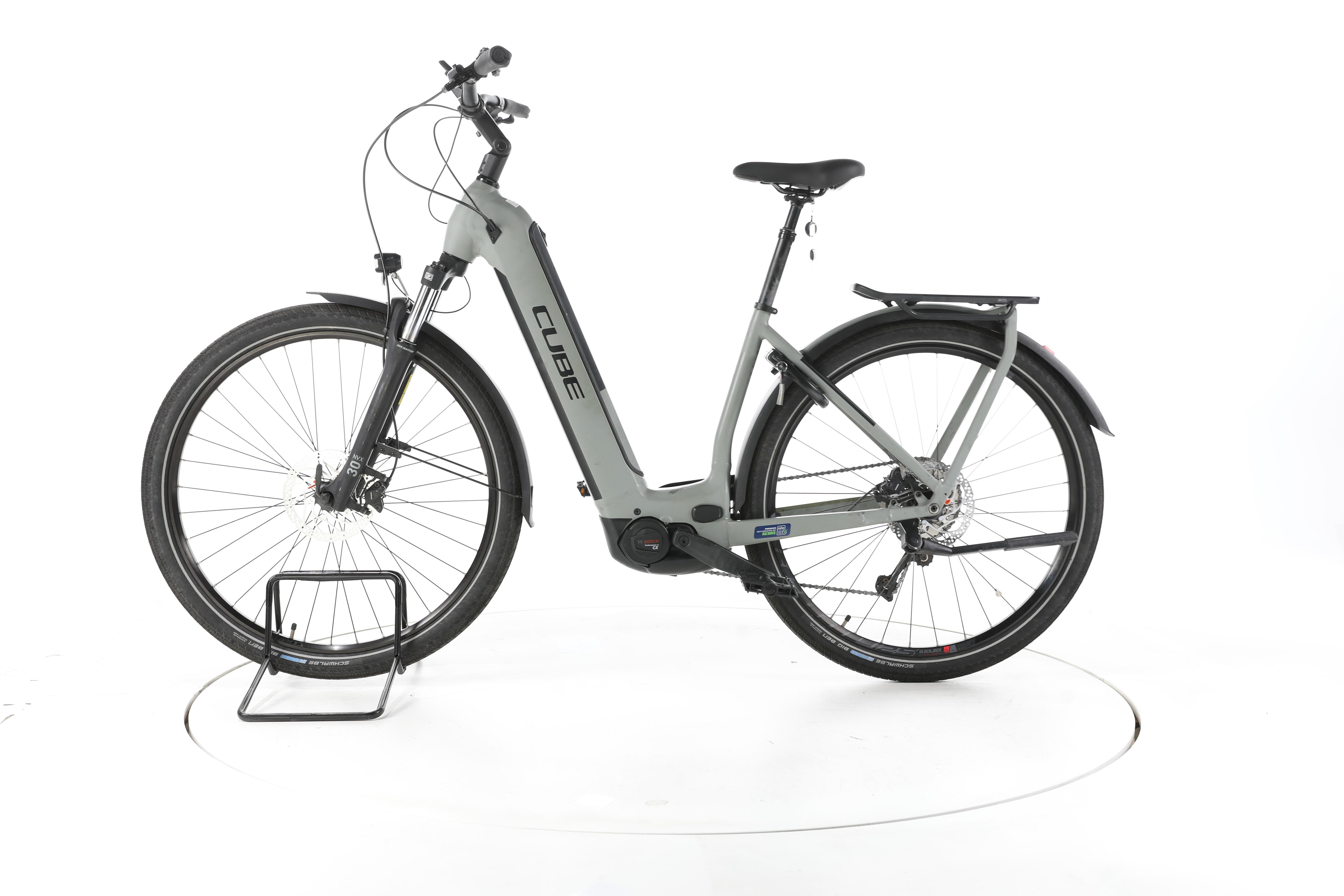 Cube Kathmandu Hybrid ONE Trekking E-Bike Tiefeinsteiger - Image 7