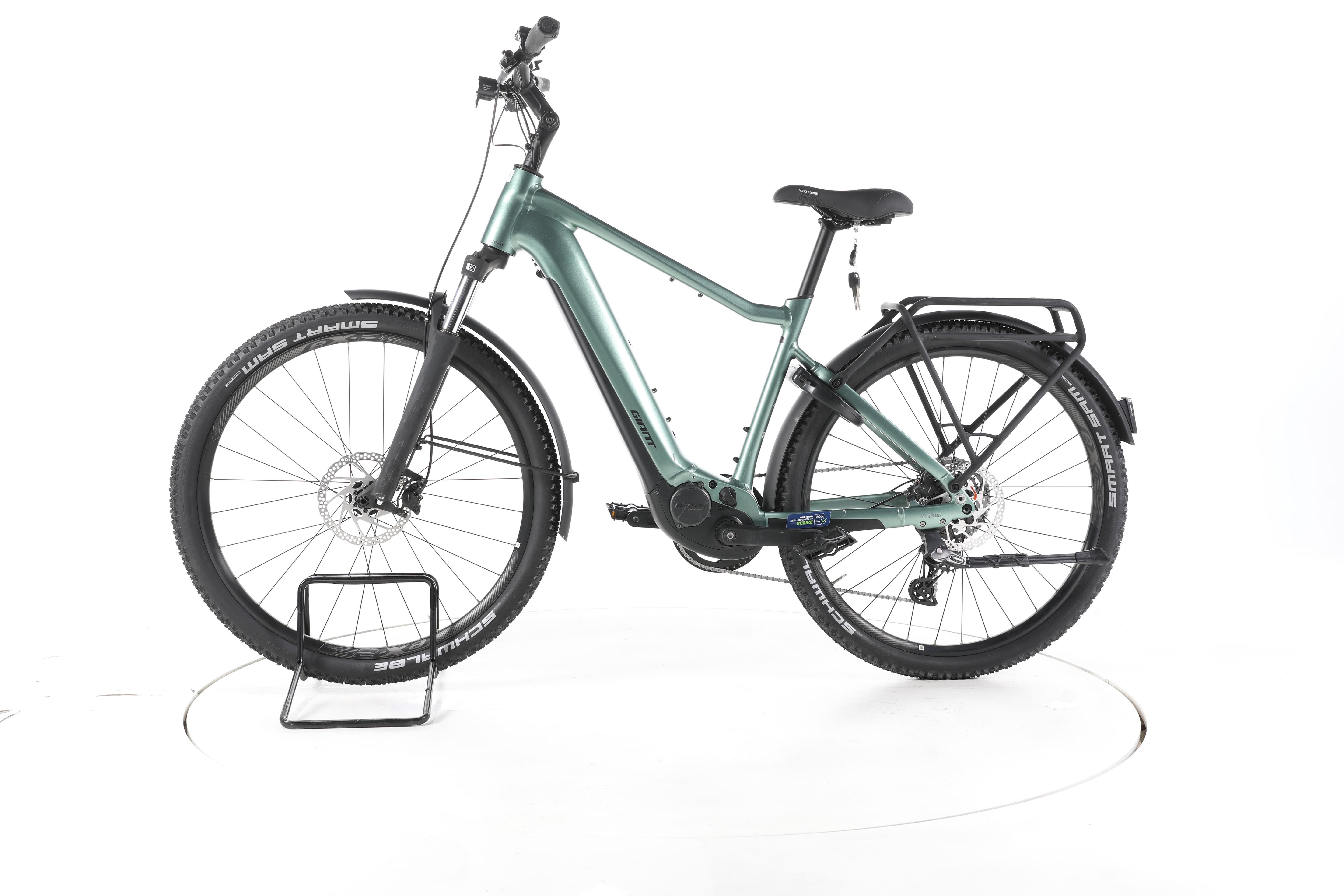 Giant Explore E+ 1 Trekking E-Bike - Image 7