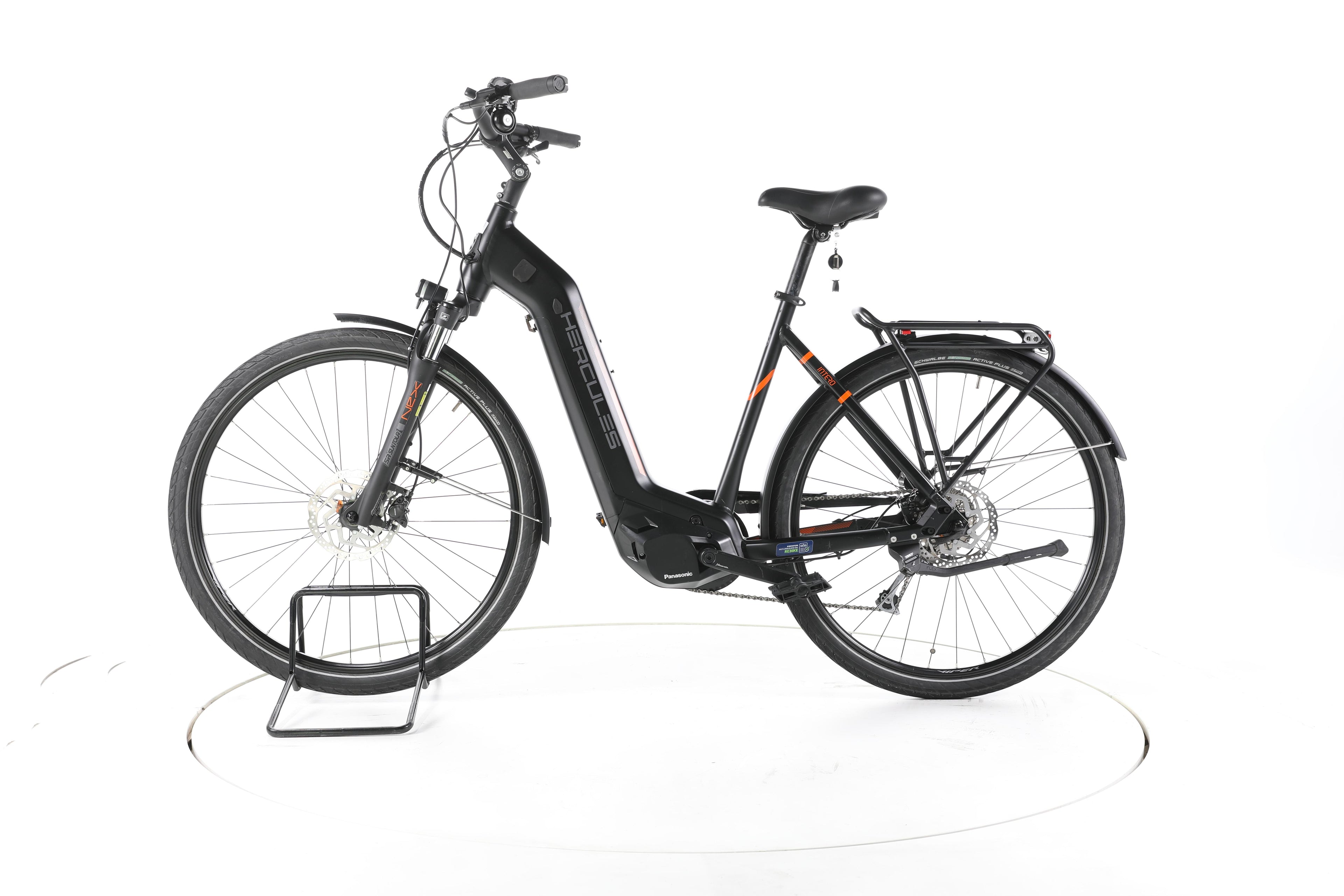 Hercules Intero Trekking E-Bike Tiefeinsteiger - Image 7
