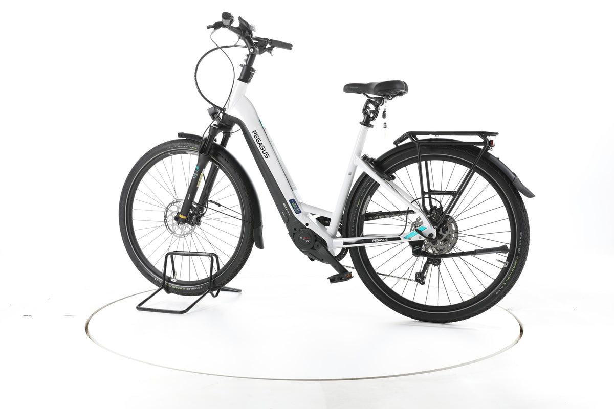 Pegasus Premio Evo Lite Comfort Trekking E-Bike Tiefeinsteiger - Image 8