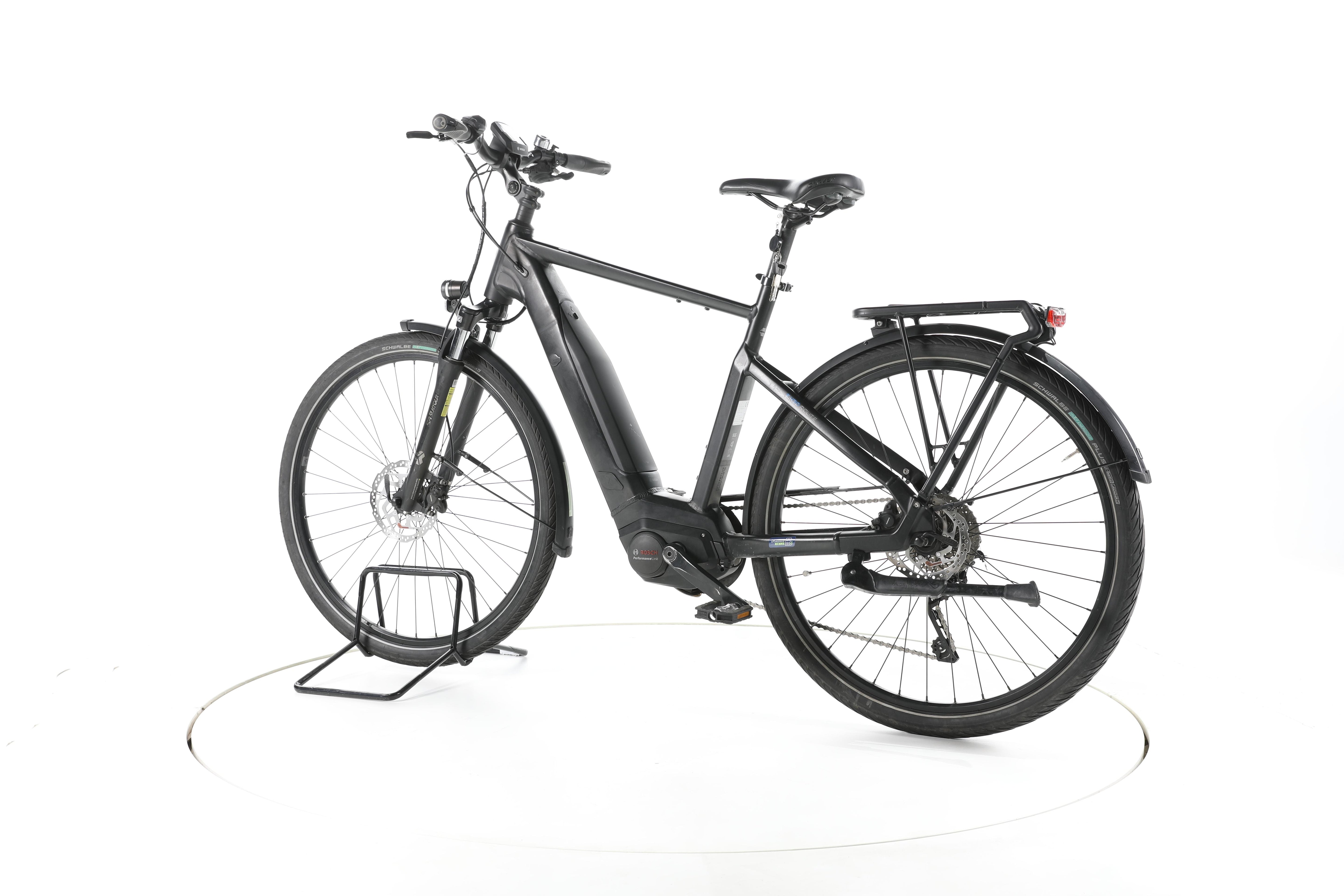 Carver Route E.430 Trekking E-Bike - Image 8