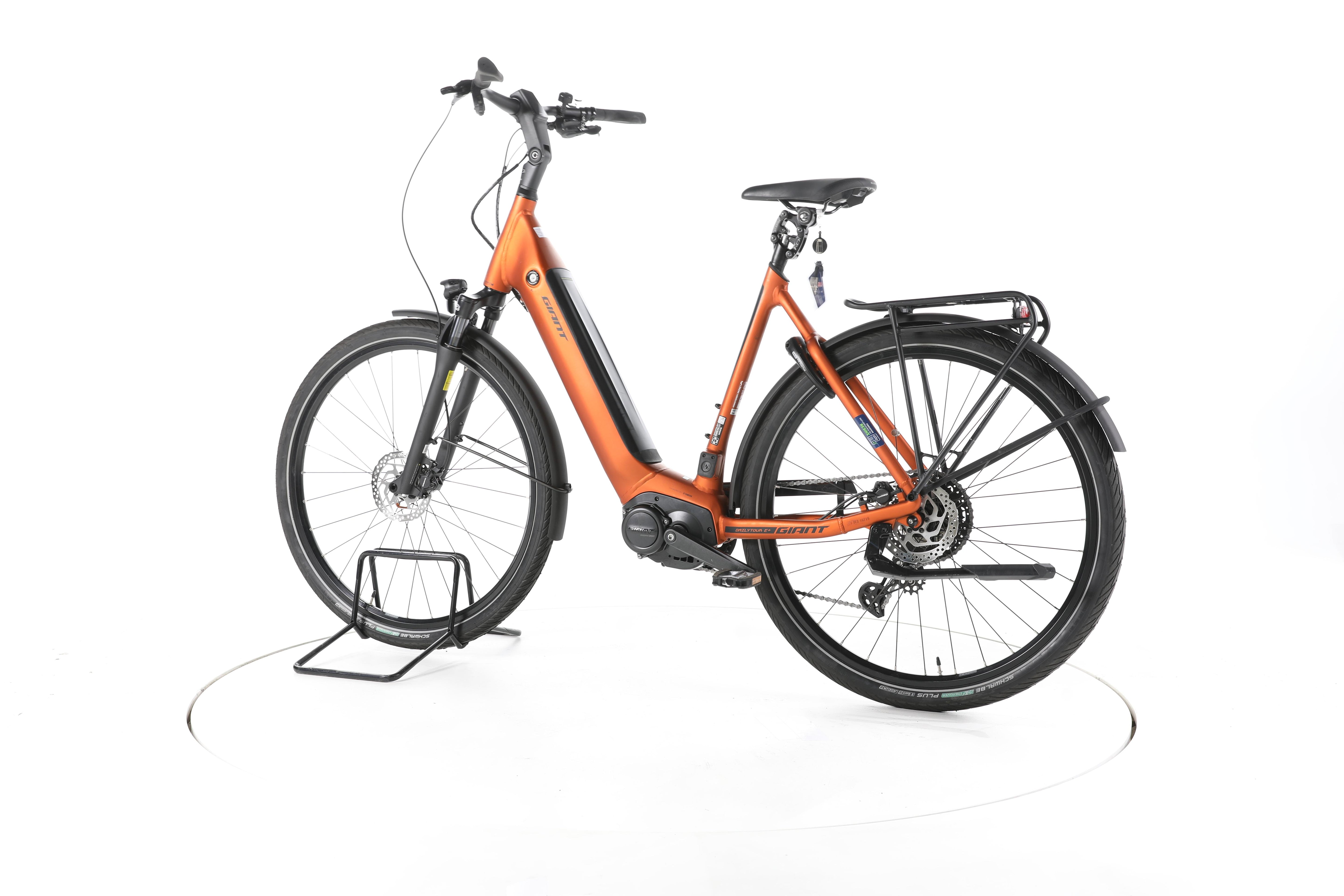 Giant DailyTour E+ 2D Trekking E-Bike Tiefeinsteiger - Image 8
