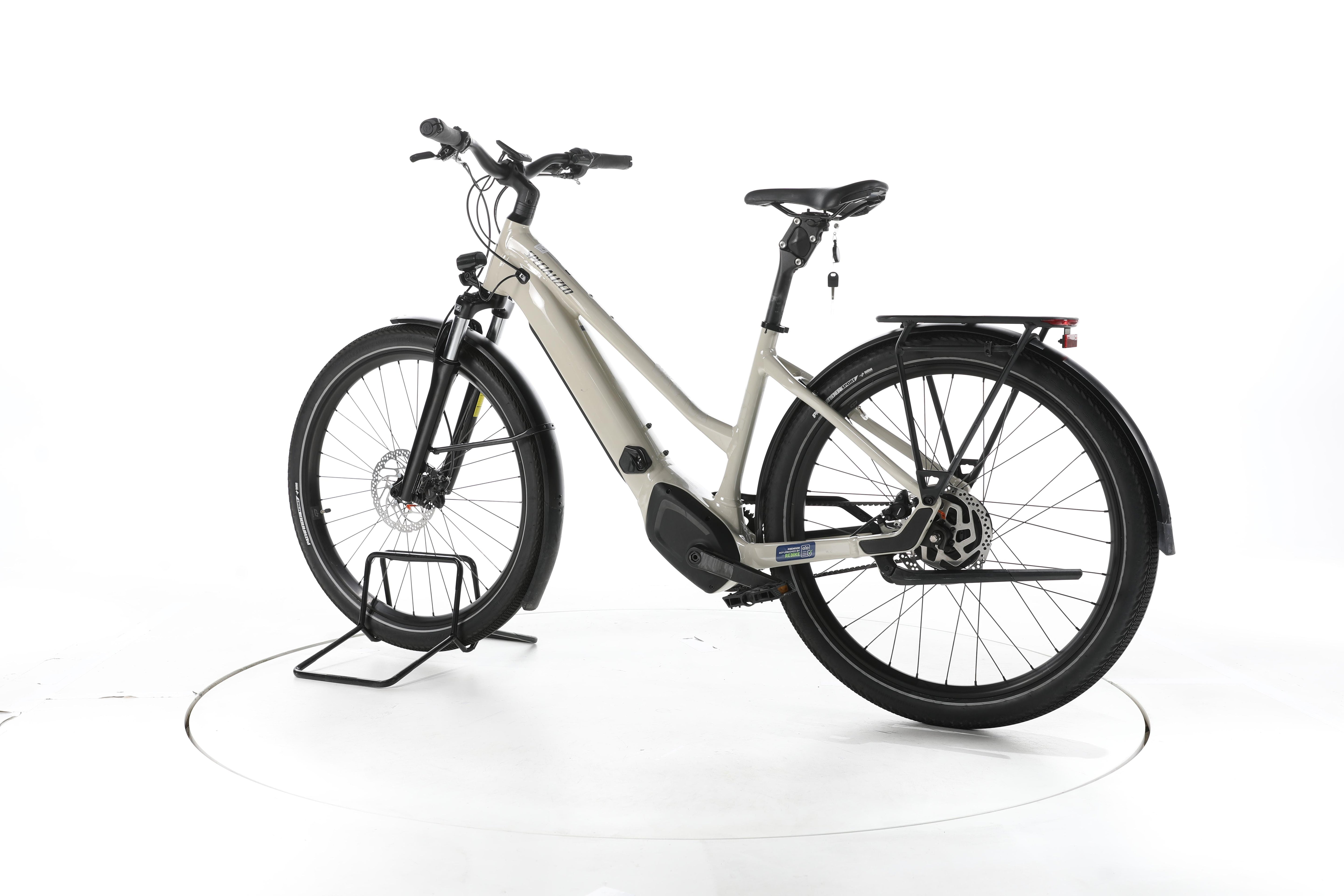 Specialized Turbo Vado 3.0 Trekking E-Bike - Image 8