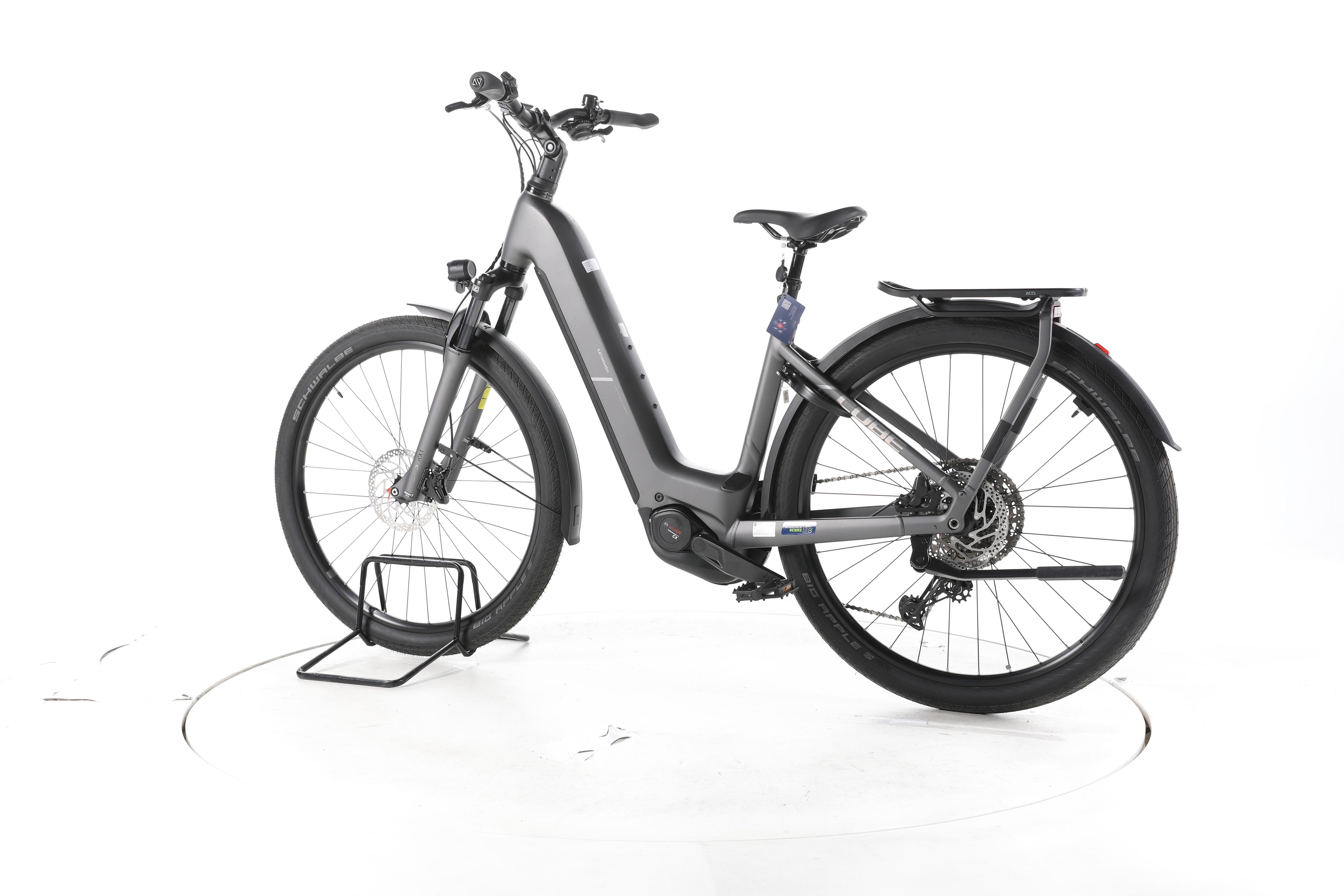 Cube Kathmandu Hybrid Pro Trekking E-Bike Tiefeinsteiger - Image 8
