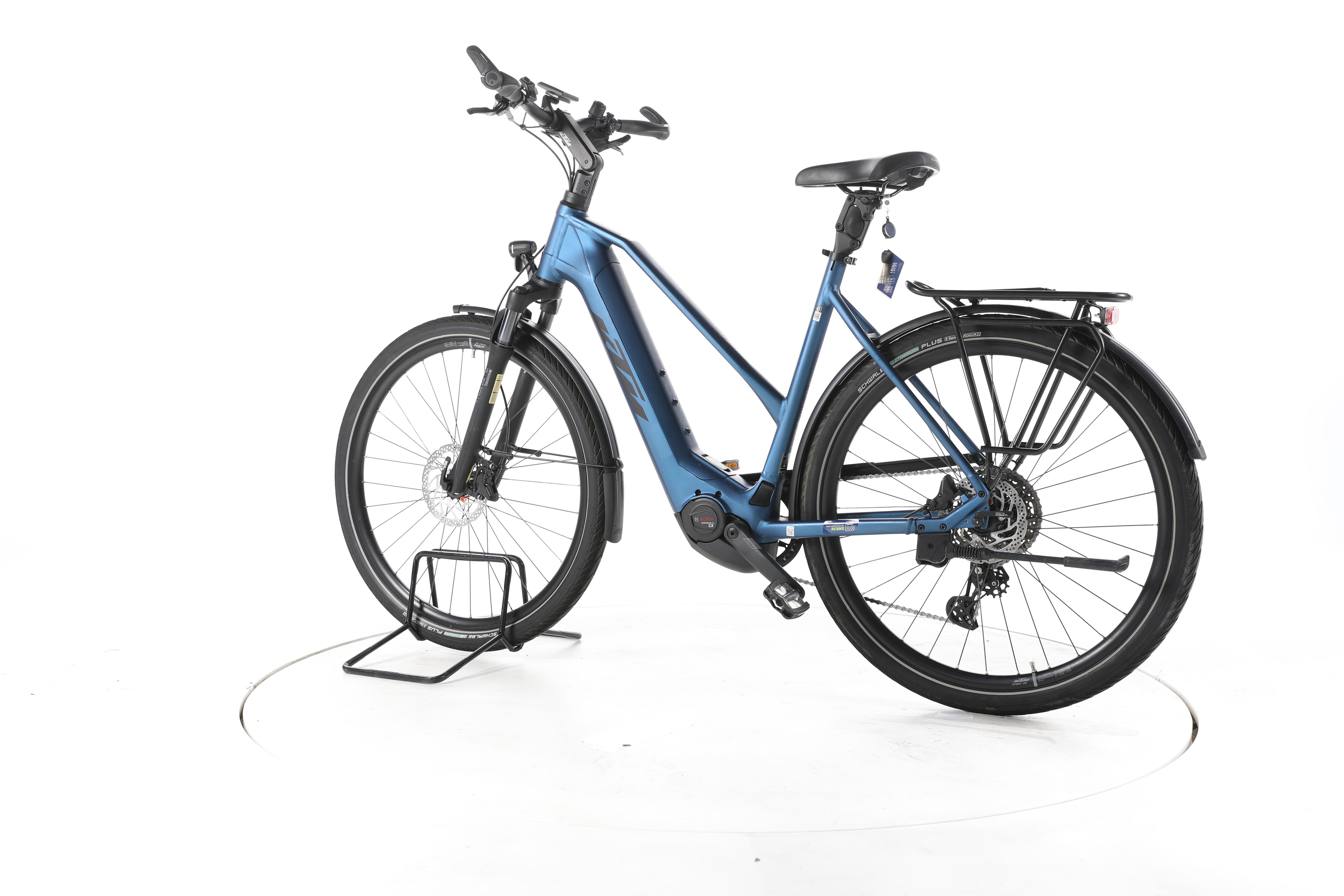 KTM Macina Style 730 Trekking E-Bike - Image 8