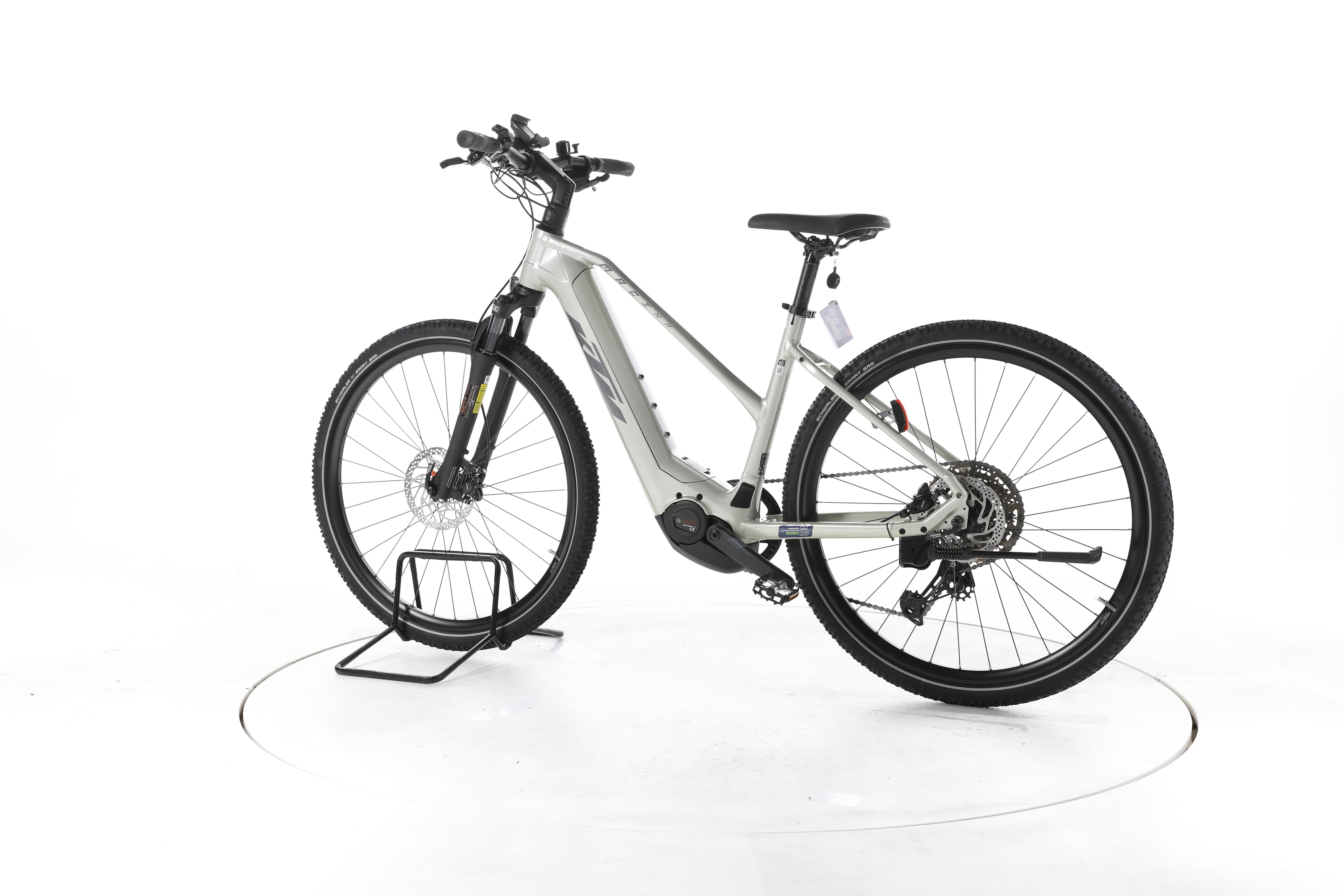 KTM Macina Cross 720 E-Bike 2024 - Image 8