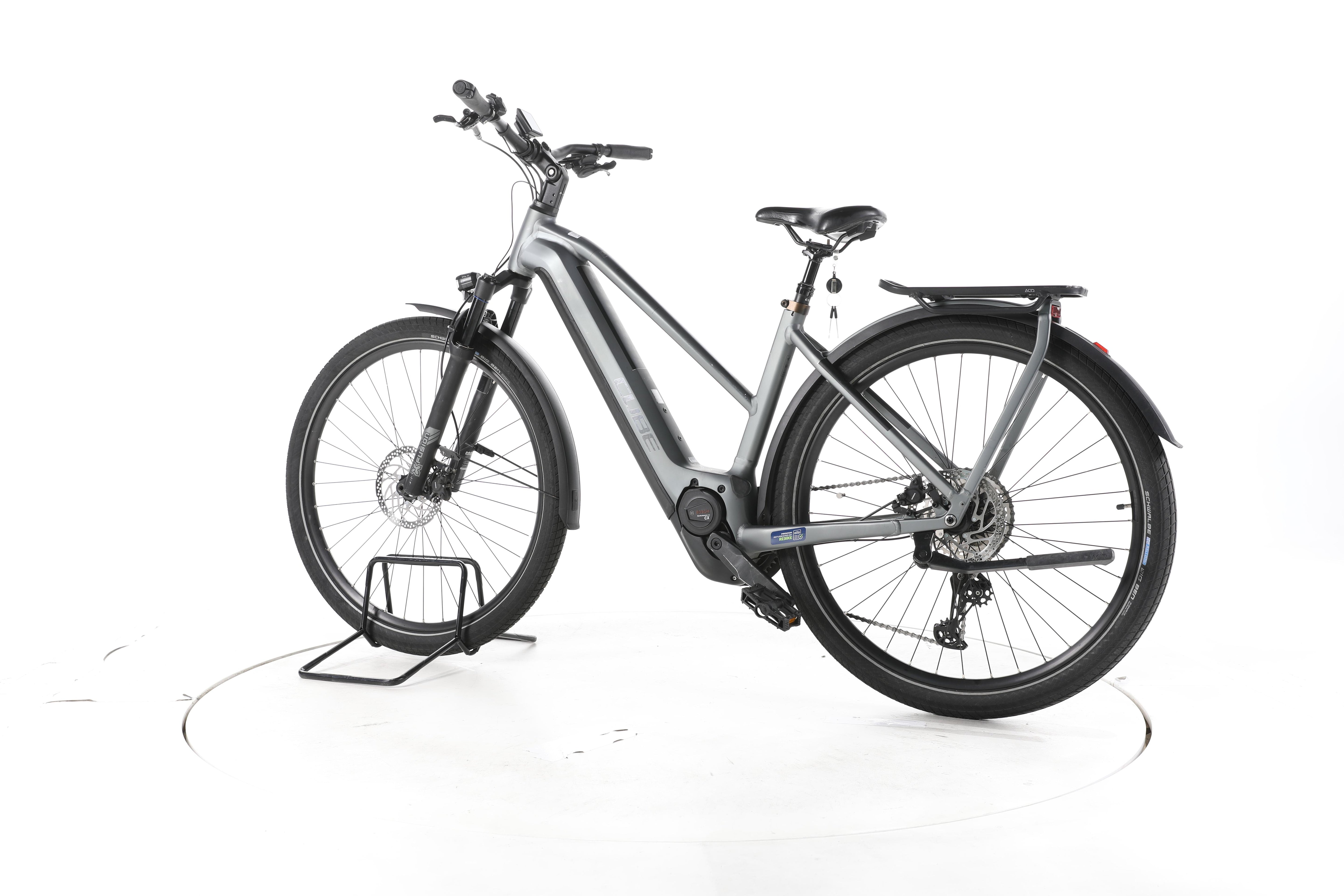 Cube Kathmandu Hybrid Pro Trekking E-Bike - Image 8