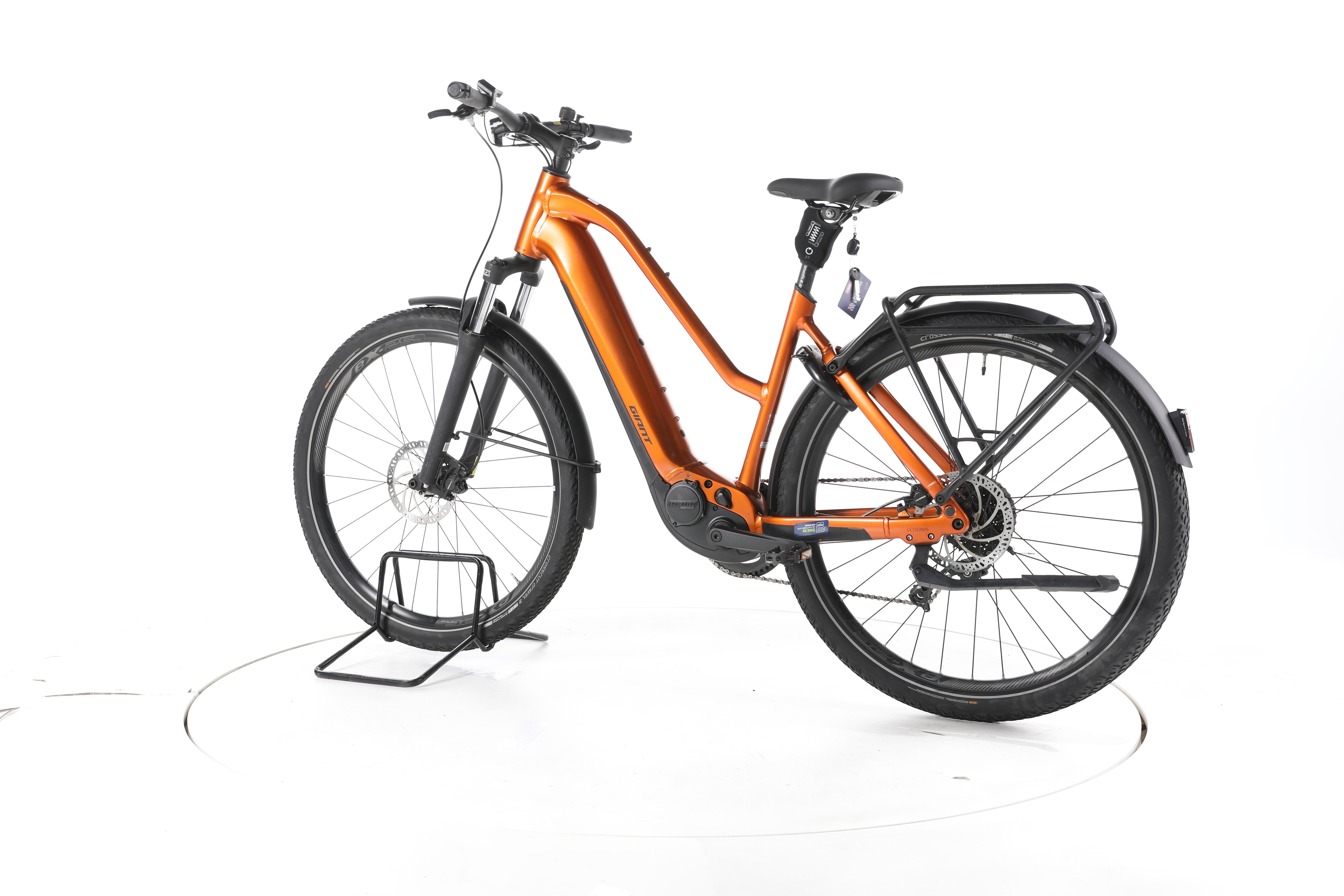 Giant Explore E+ 2 STA Trekking E-Bike - Image 8