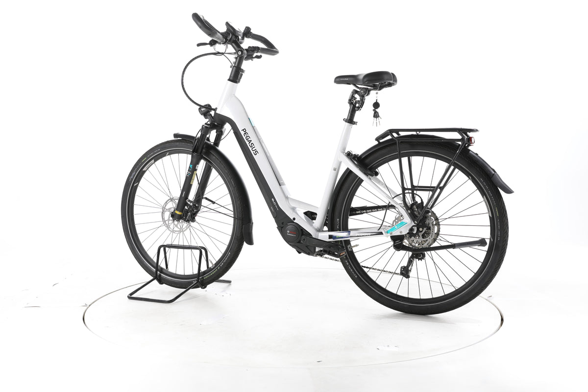 Pegasus Premio Evo Comfort Trekking E-Bike Tiefeinsteiger - Image 8