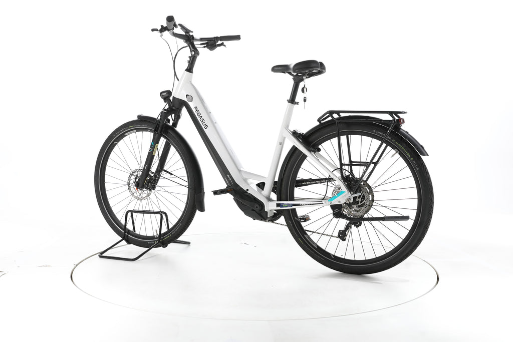 Pegasus Premio EVO 10 Lite Trekking E-Bike Tiefeinsteiger - Image 8