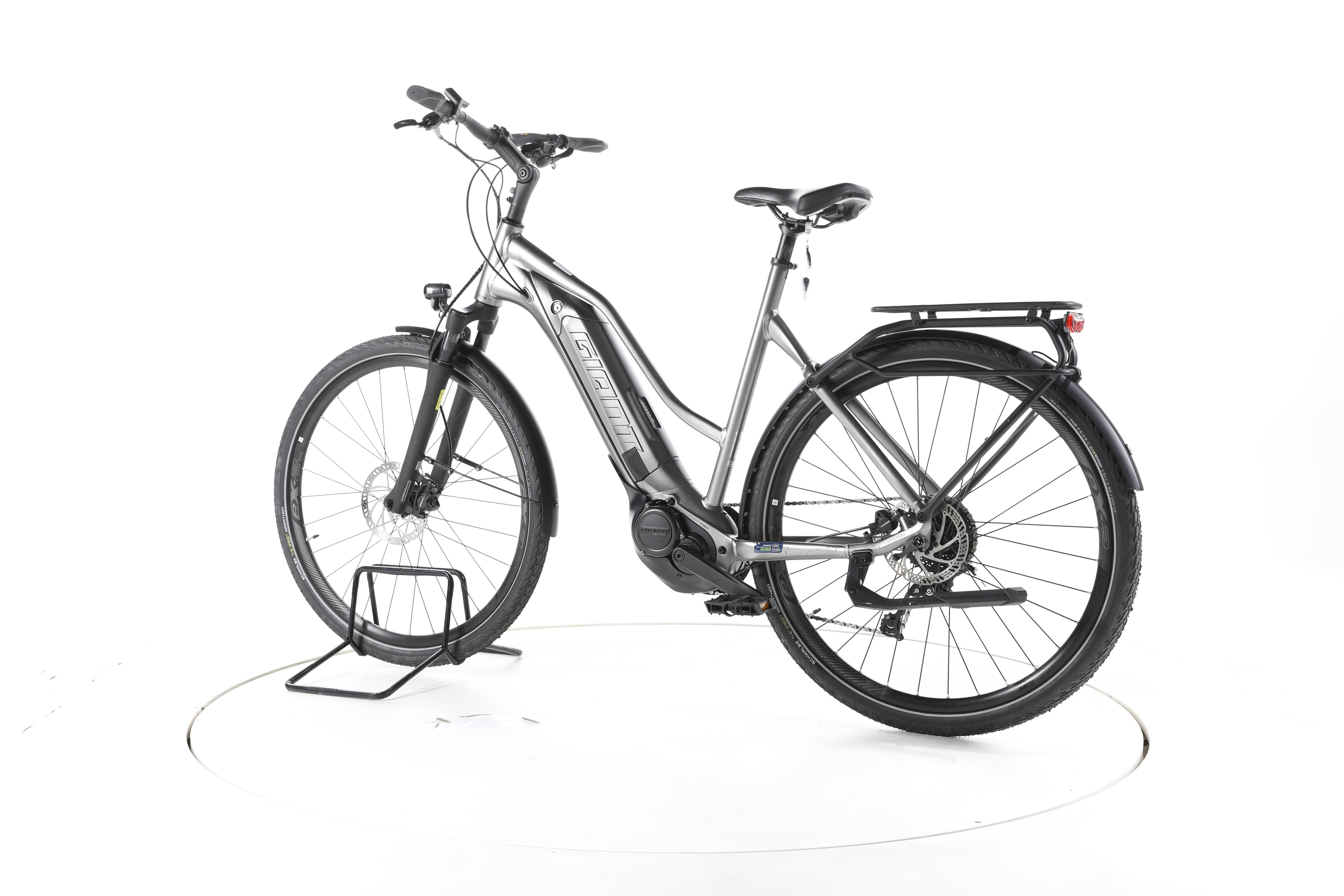 Giant Explore E+ 3 STA Trekking E-Bike - Image 8