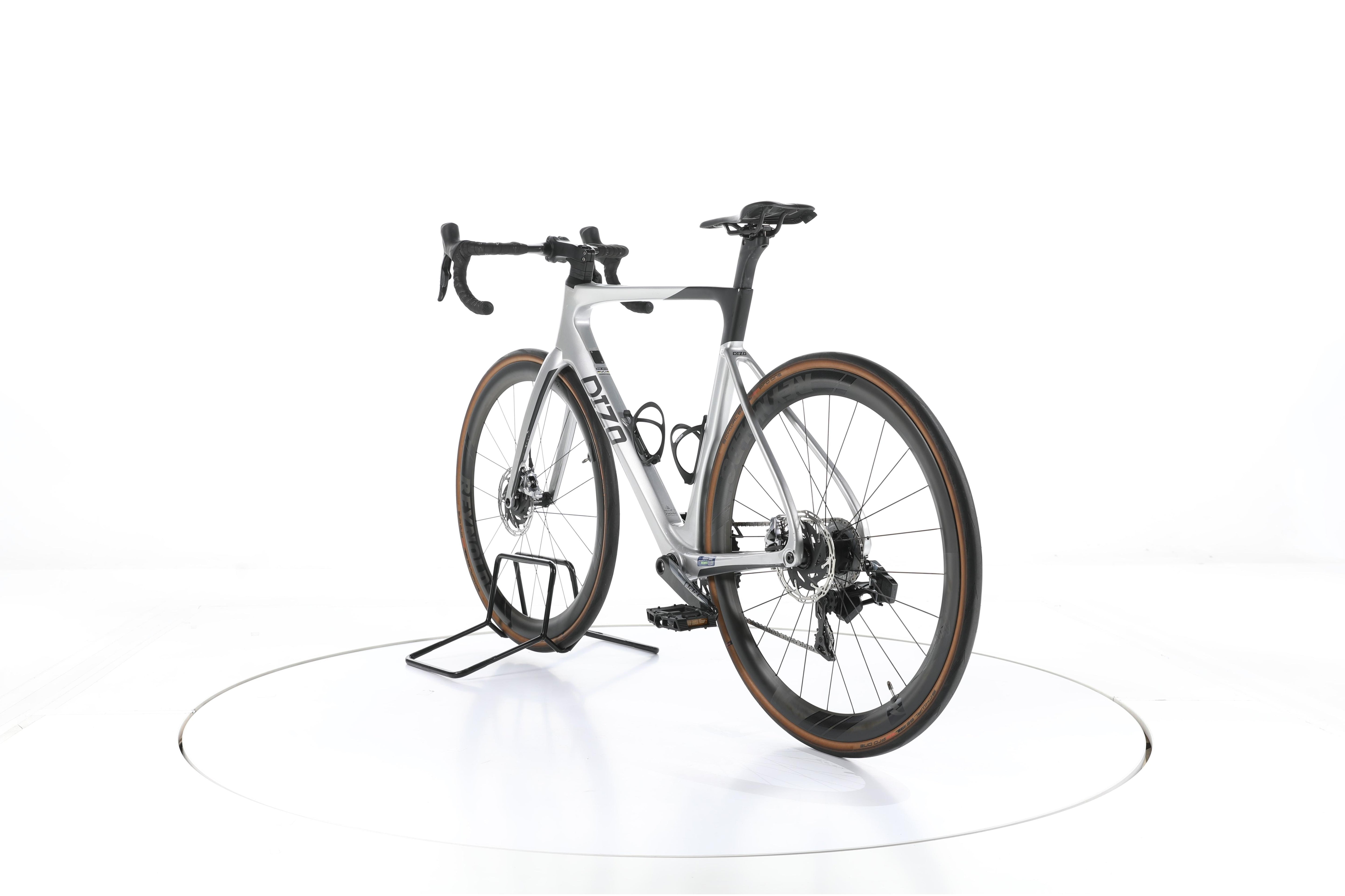 DIZO Actus Rennrad Carbon 2024 - Image 9