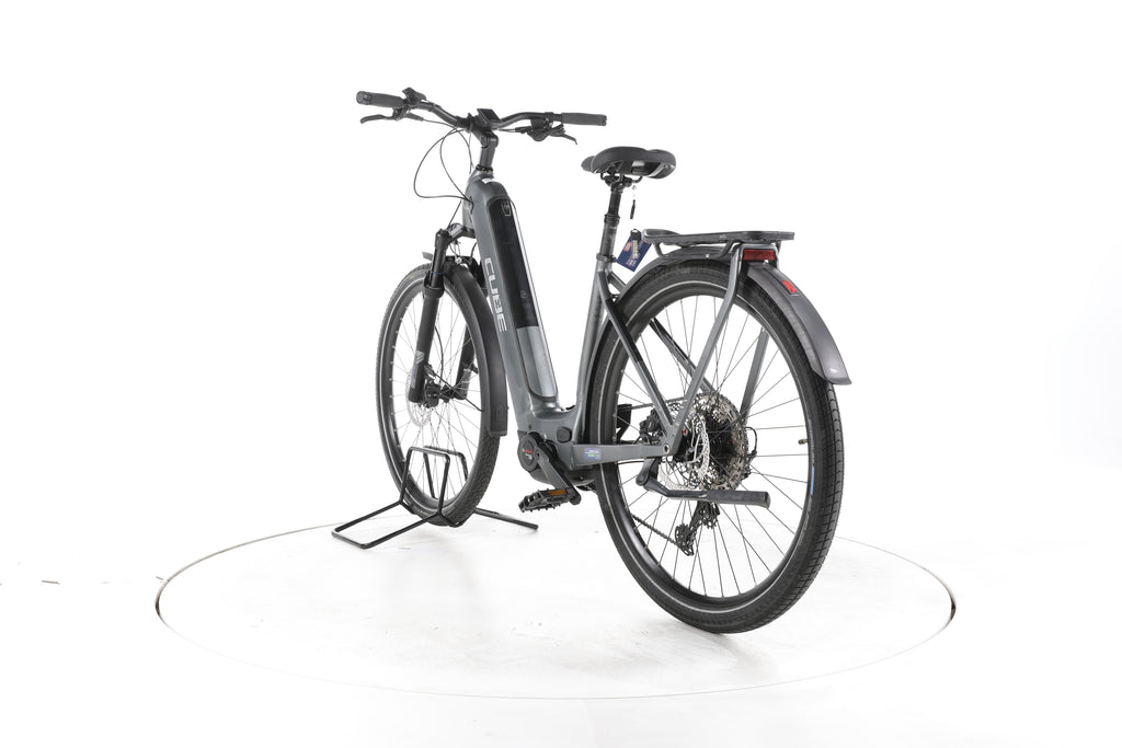 Cube Kathmandu Hybrid Pro Trekking E-Bike Tiefeinsteiger - Image 9