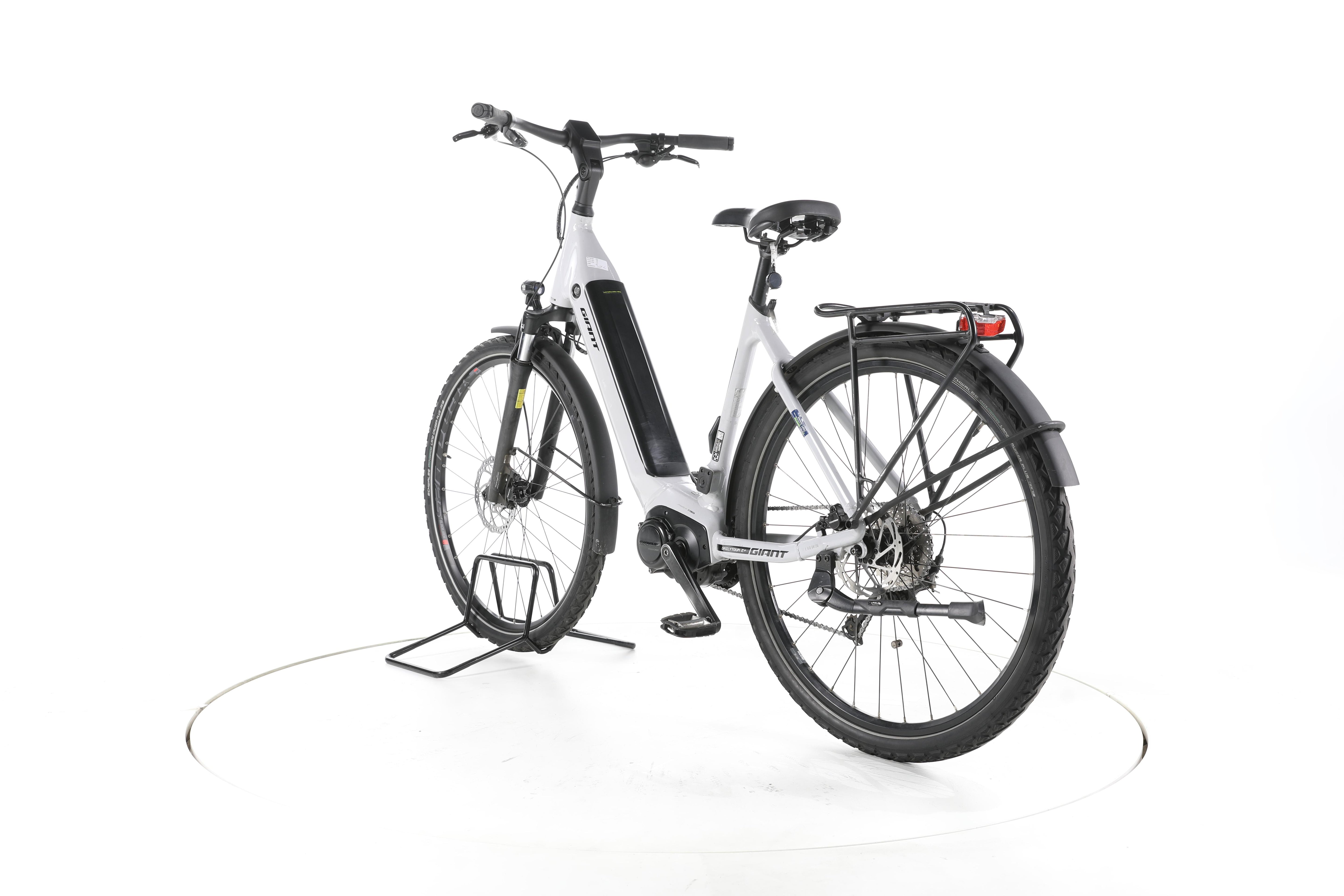 Giant DailyTour E+ 3 Trekking E-Bike Tiefeinsteiger - Image 9