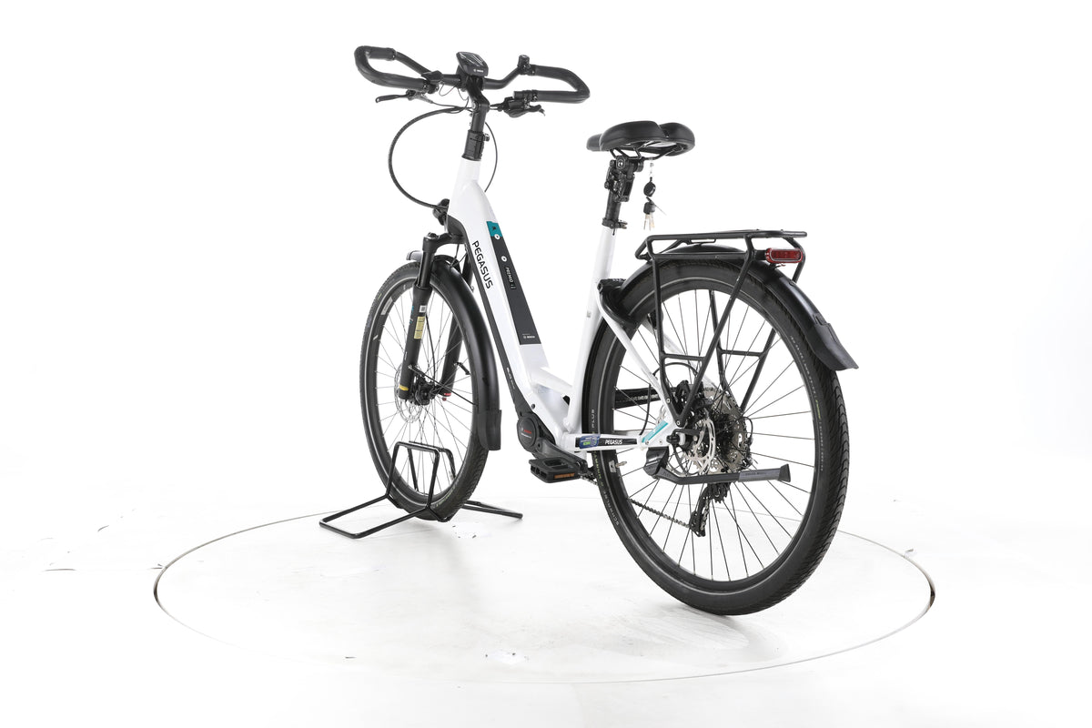 Pegasus Premio Evo Comfort Trekking E-Bike Tiefeinsteiger - Image 9
