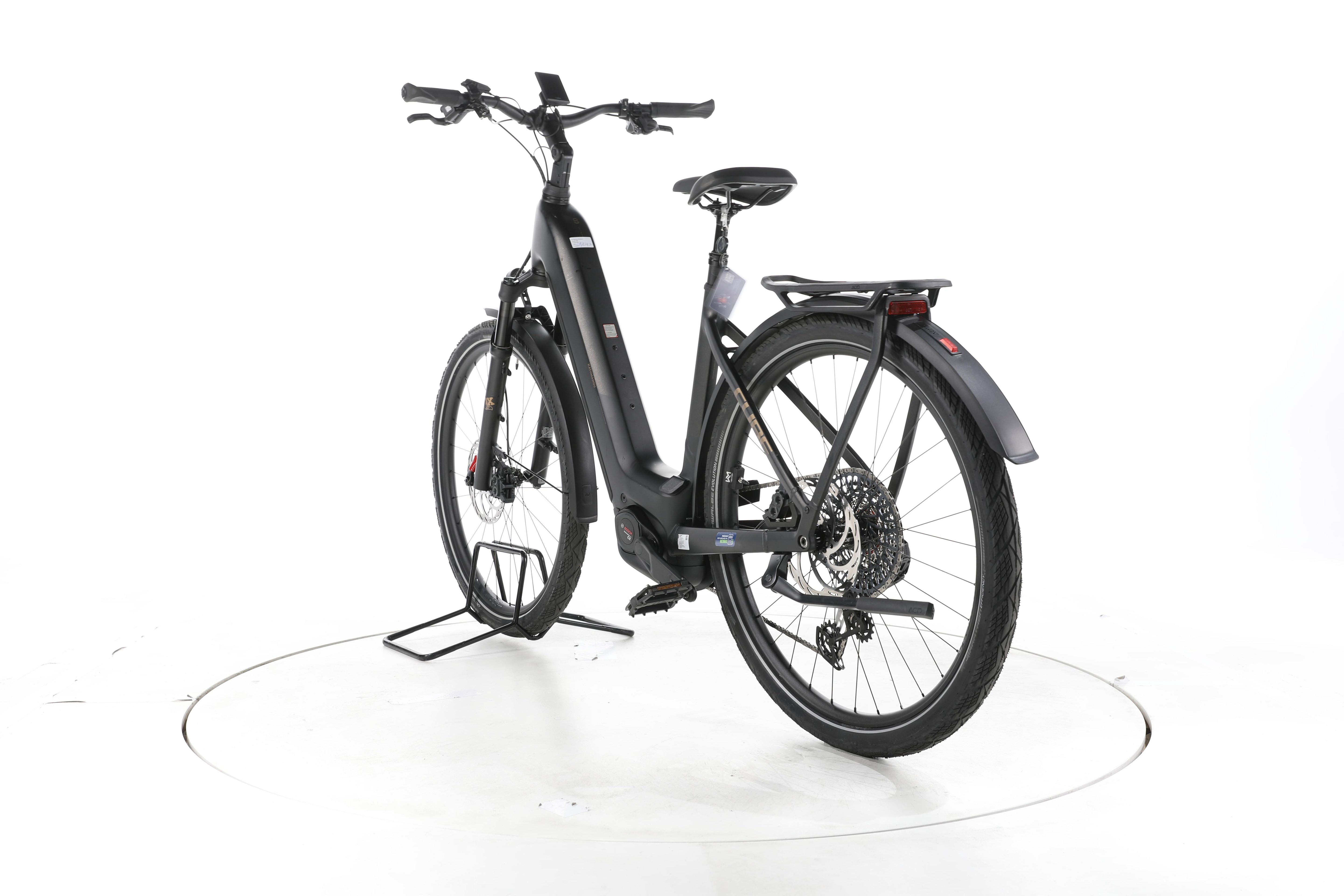 Cube Kathmandu Hybrid SLT Trekking E-Bike Tiefeinsteiger 2025 - Image 9