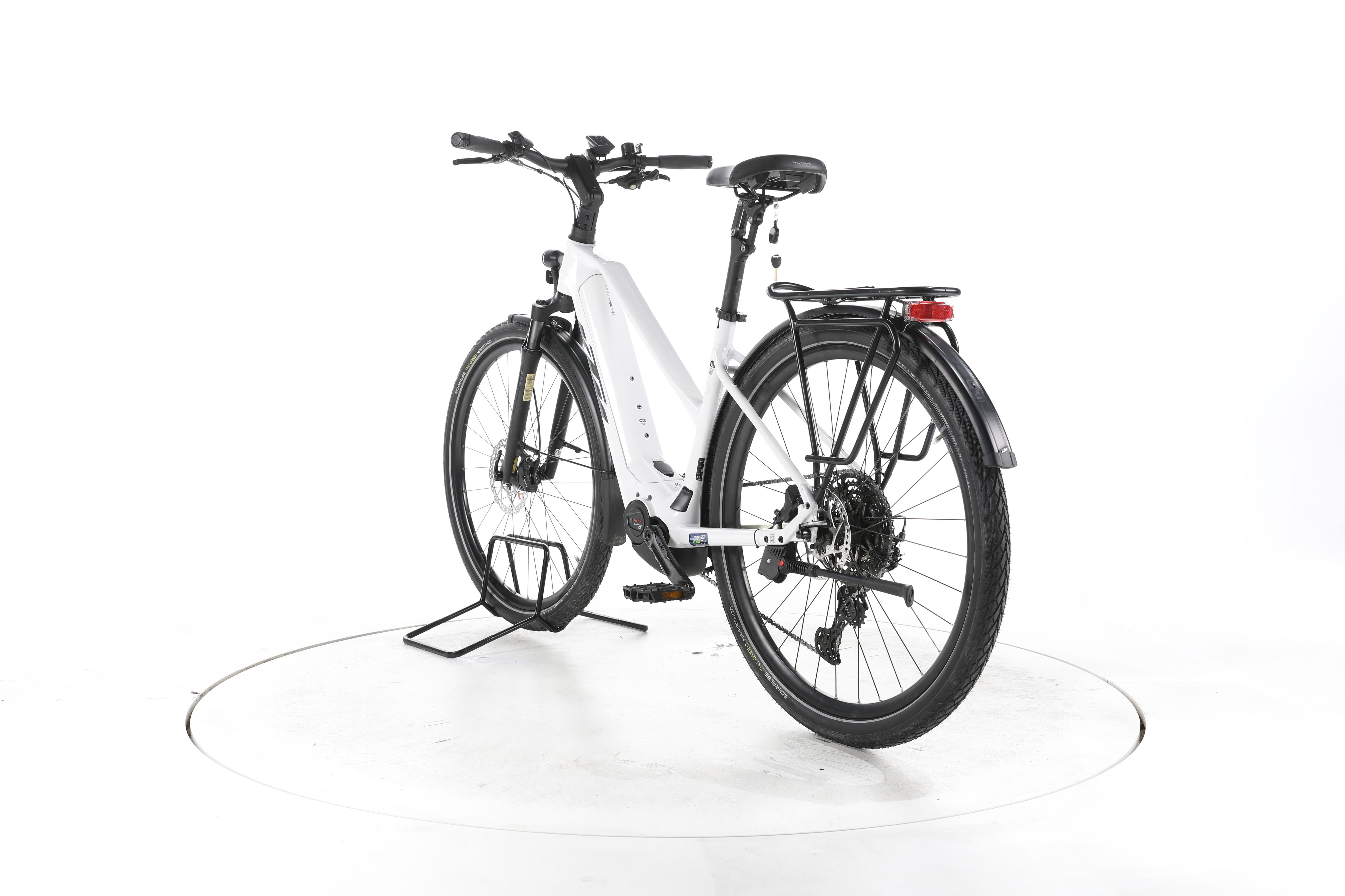 KTM Macina Style 720 Trekking E-Bike - Image 9