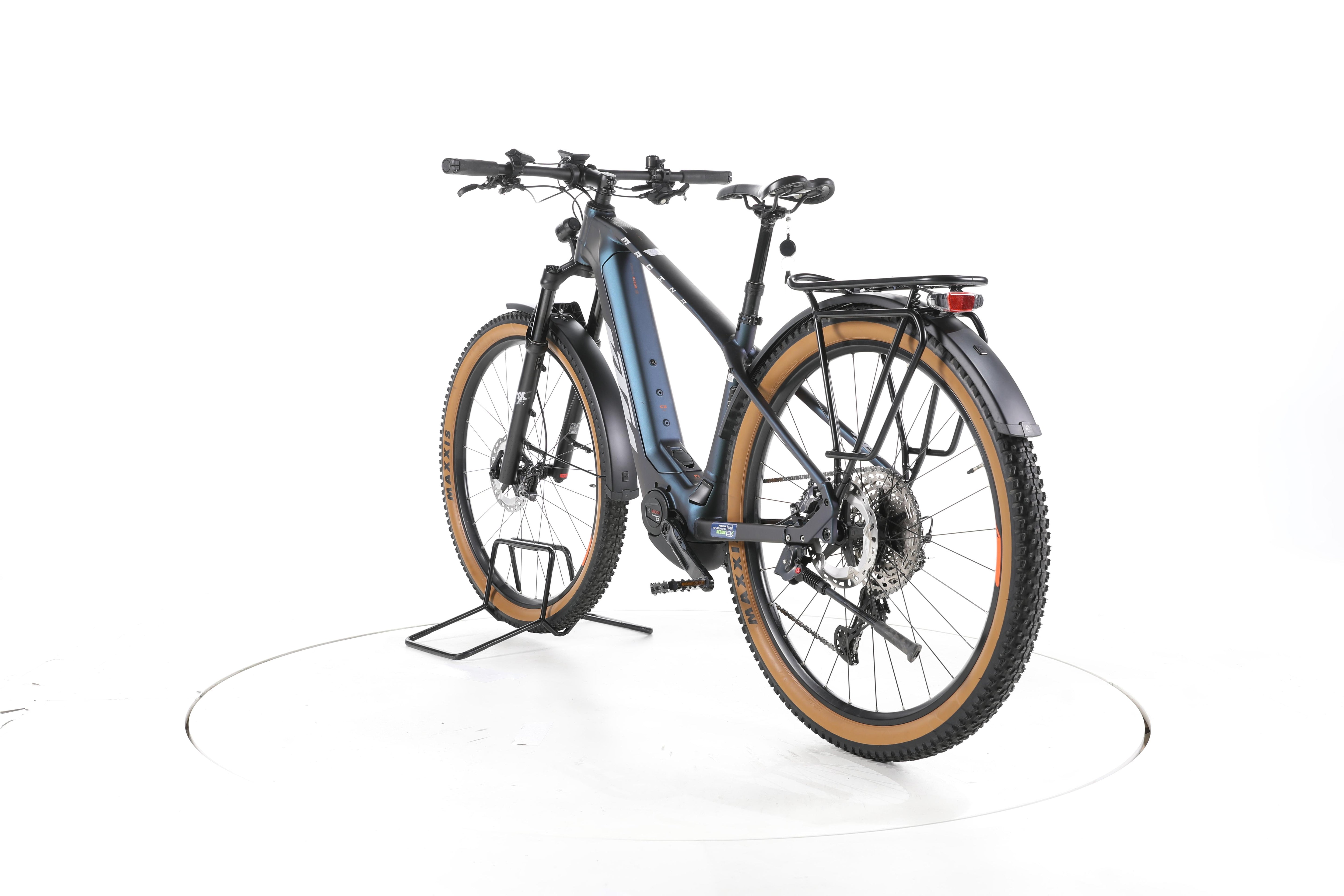 KTM Macina Team 791 Trekking E-Bike - Image 9