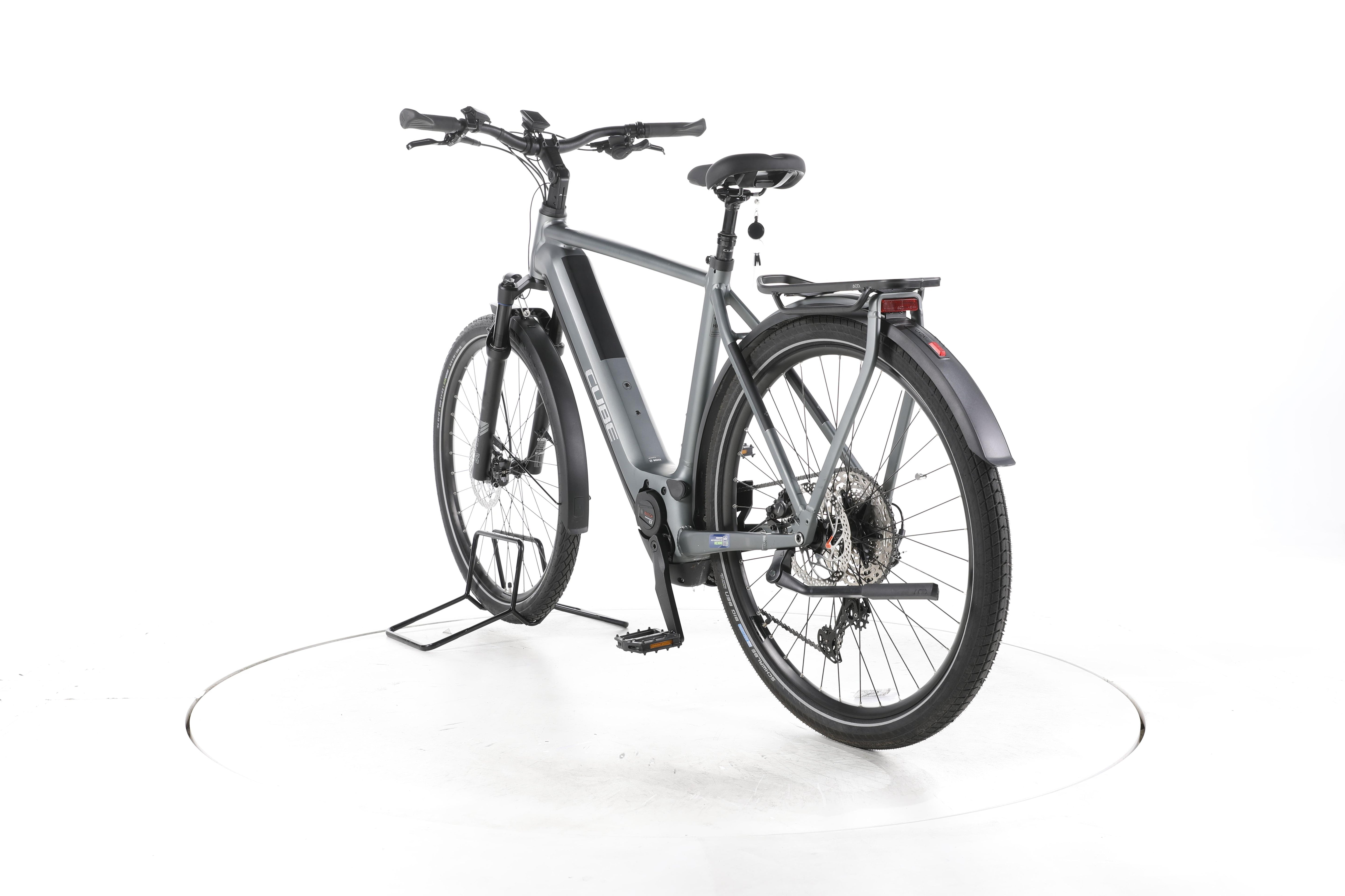 Cube Kathmandu Hybrid Pro Trekking E-Bike - Image 9