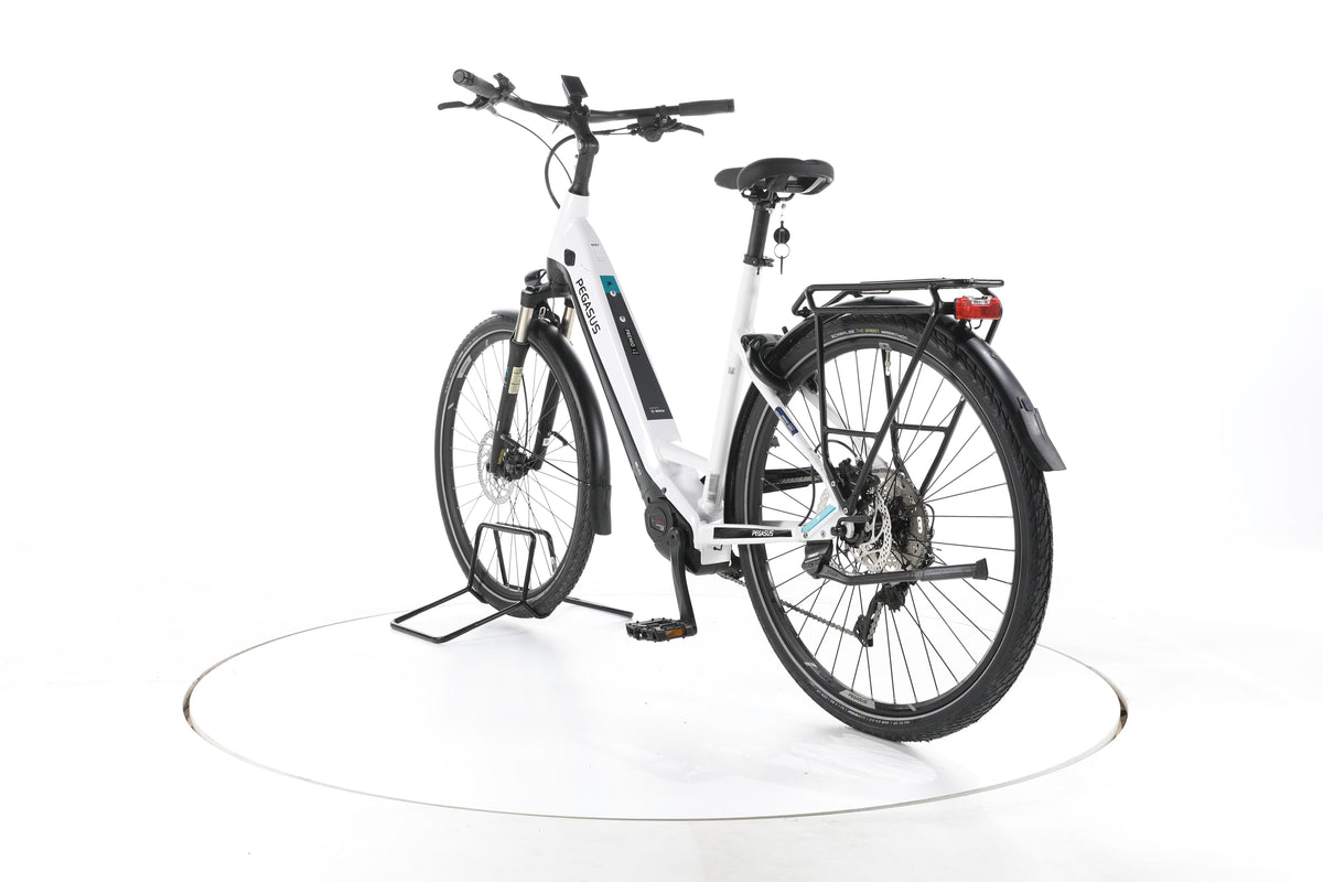 Pegasus Premio EVO 10 Lite Trekking E-Bike Tiefeinsteiger - Image 9