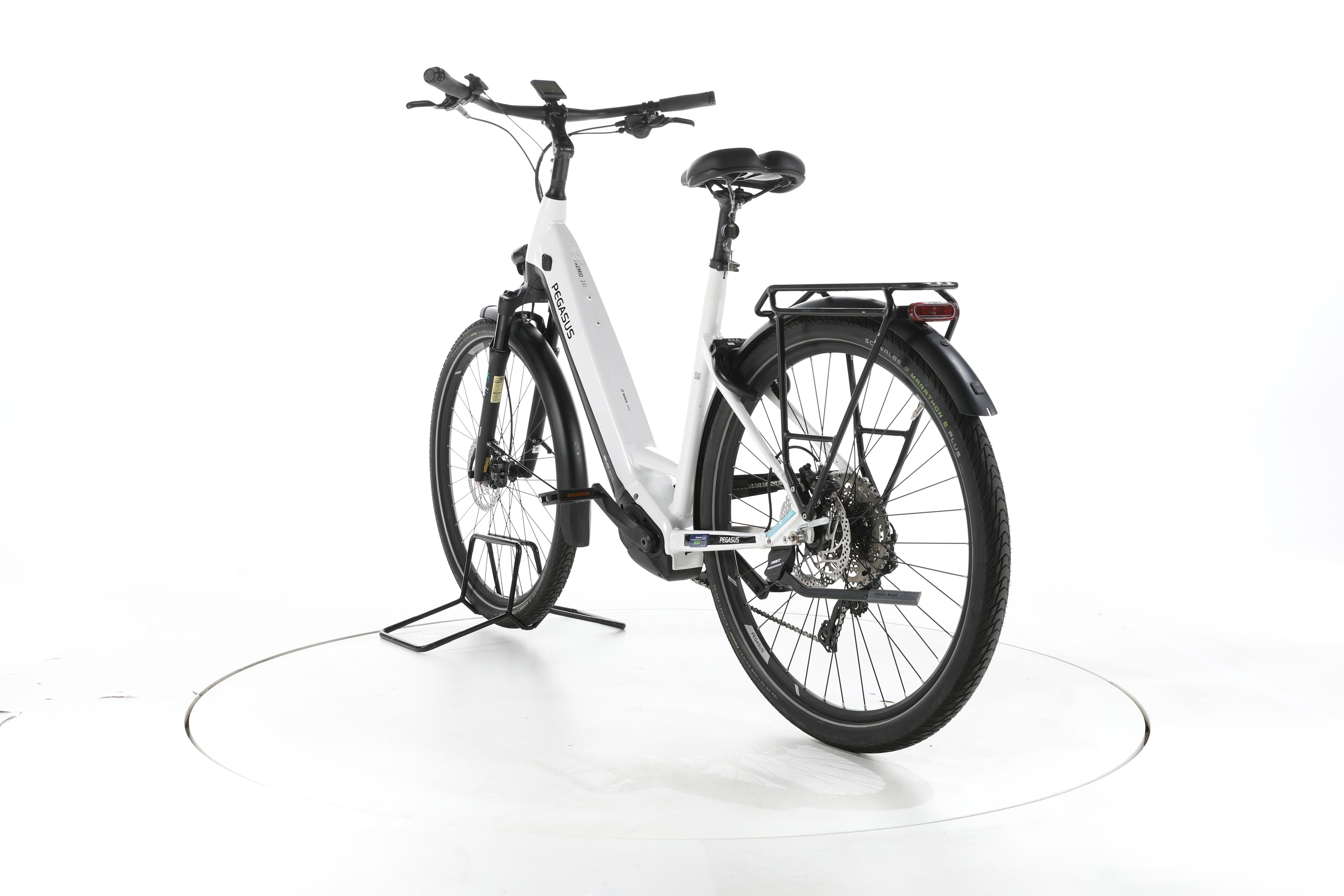 Pegasus Premio EVO 10 Lite Trekking E-Bike Tiefeinsteiger - Image 9
