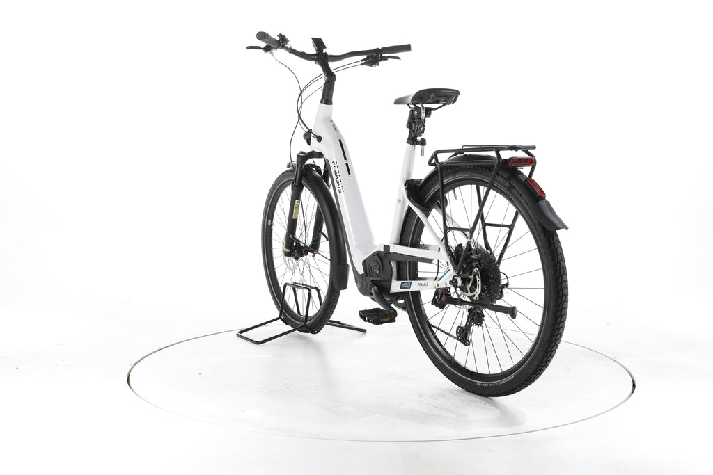 Pegasus Premio EVO 11 Trekking E-Bike Tiefeinsteiger - Image 9