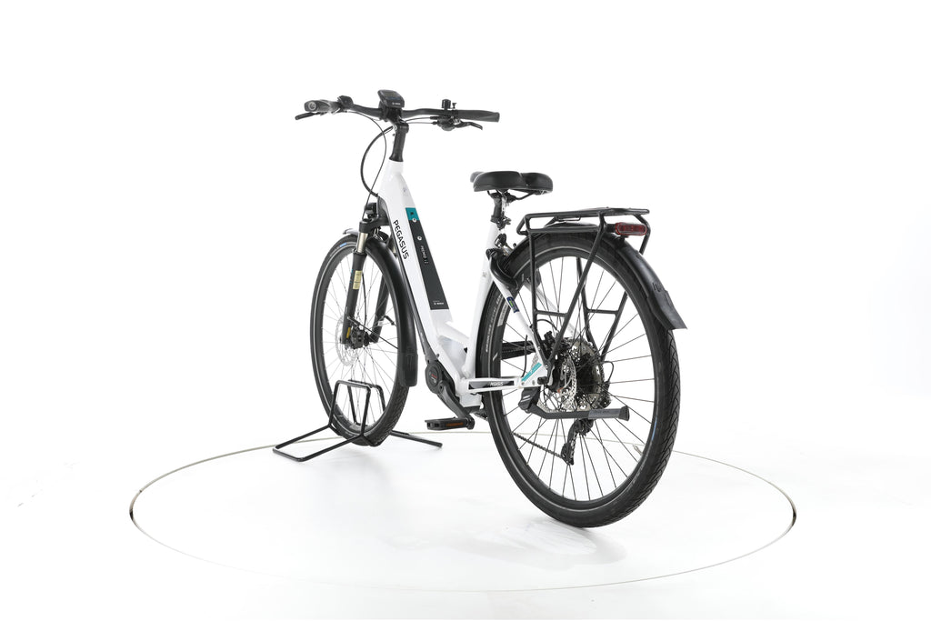 Pegasus Premio EVO 10 Lite Trekking E-Bike Tiefeinsteiger - Image 9