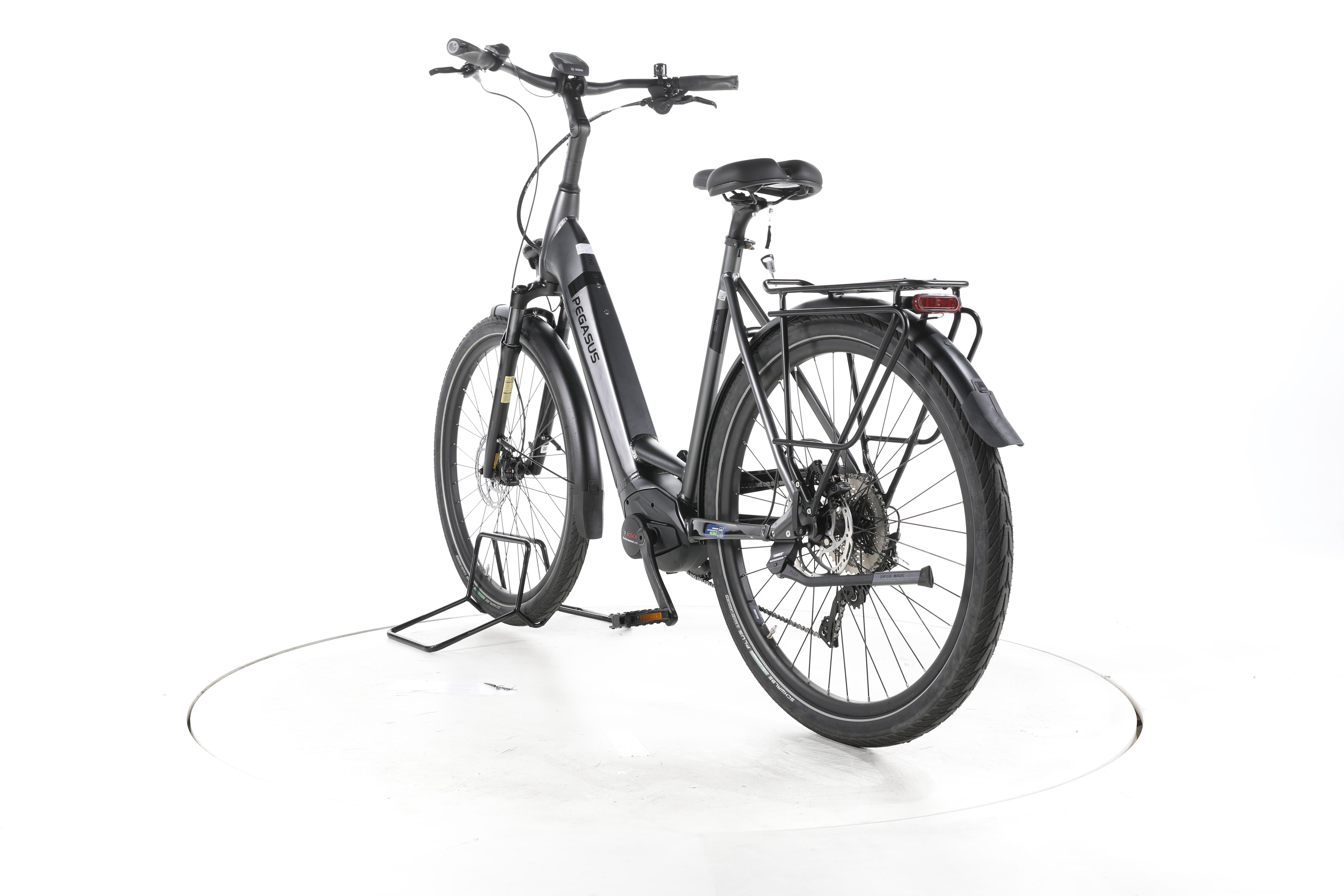 Pegasus Strong EVO 10 Trekking E-Bike Tiefeinsteiger - Image 9