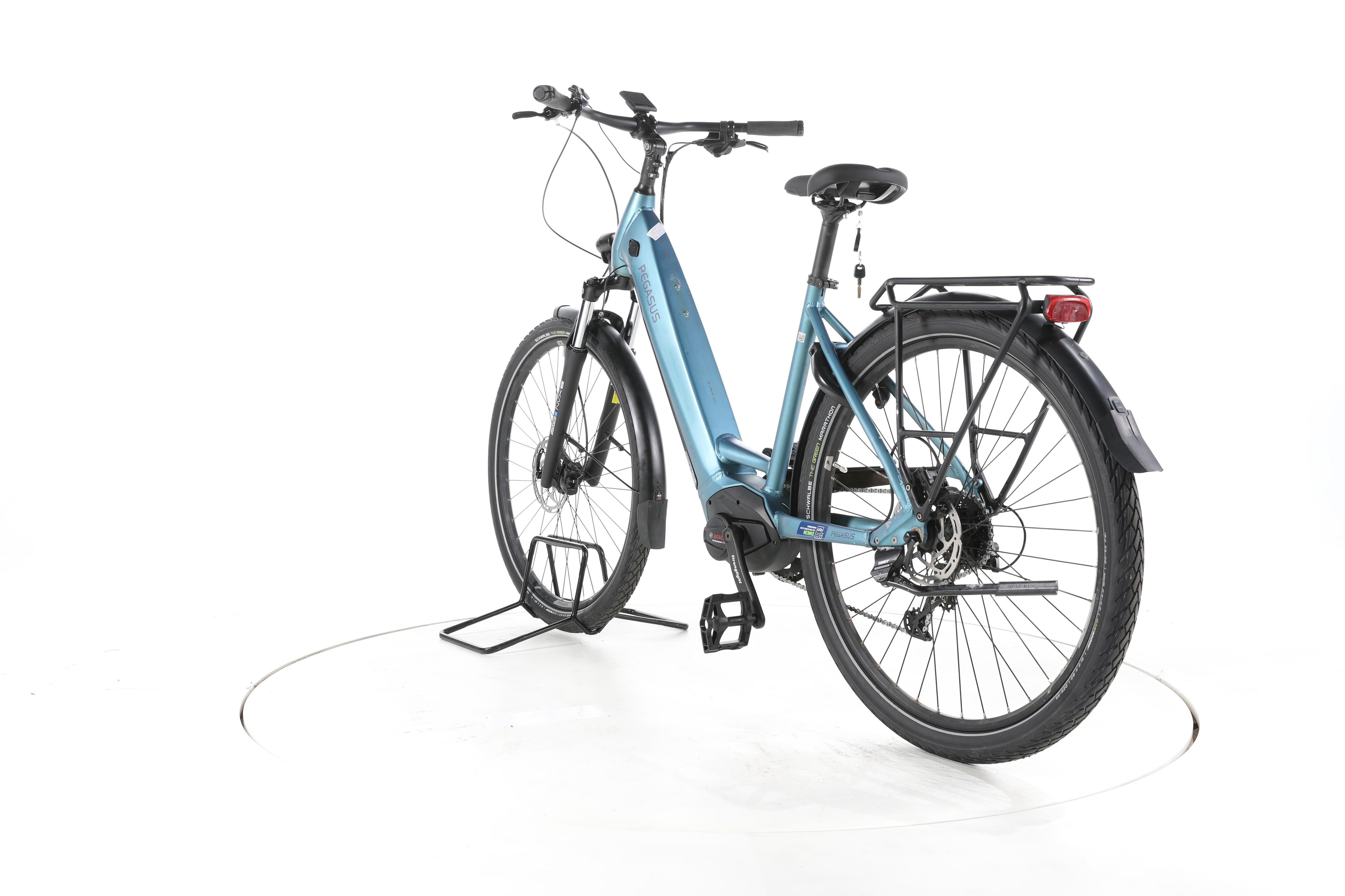 Pegasus Premio EVO Trekking E-Bike Tiefeinsteiger - Image 9
