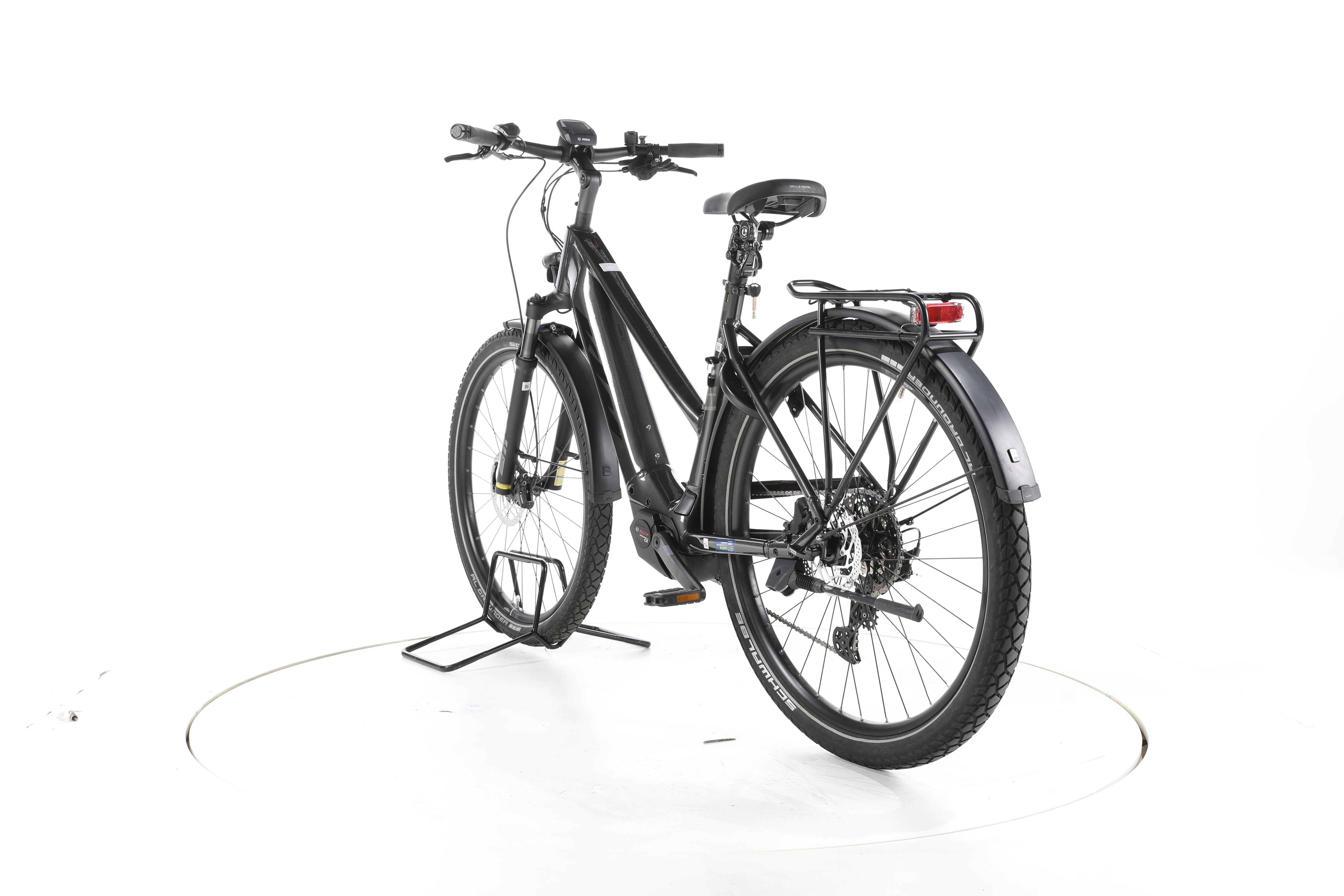 KTM Macina Gran 620 Trekking E-Bike - Image 9