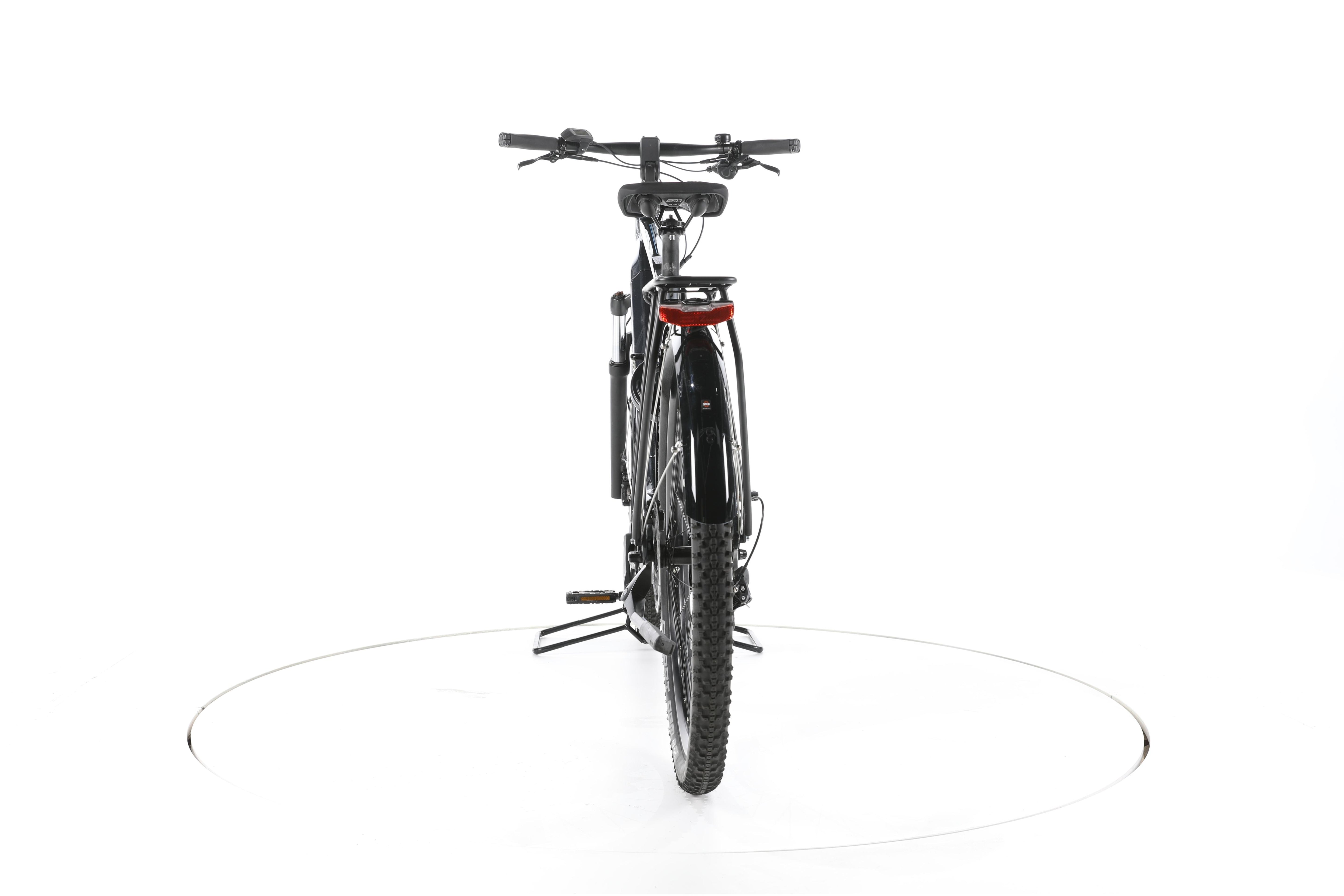 Green's Dorset Trekking E-Bike - Image 10