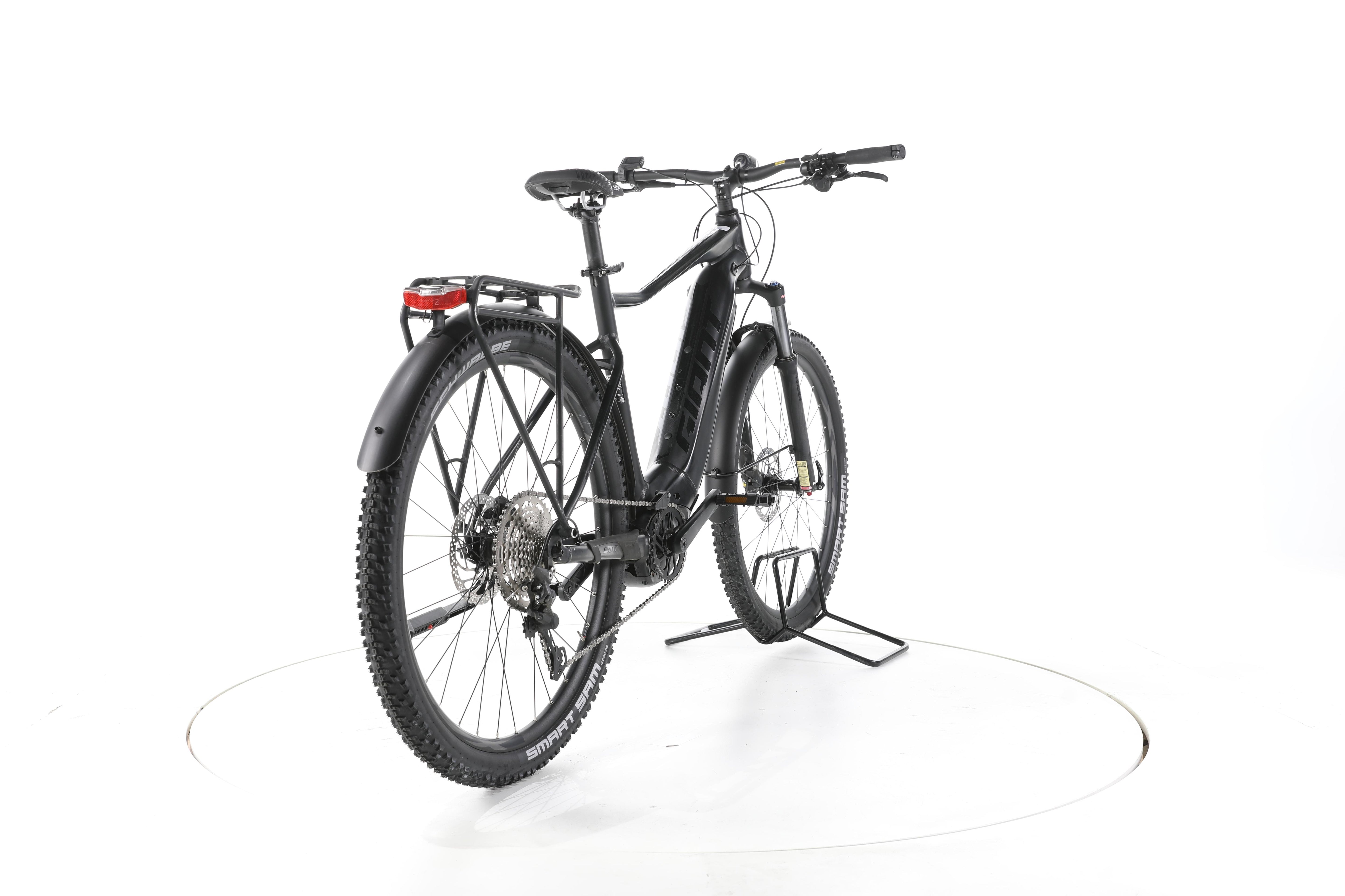 Giant Fathom E+ EX Trekking E-Bike - Image 11