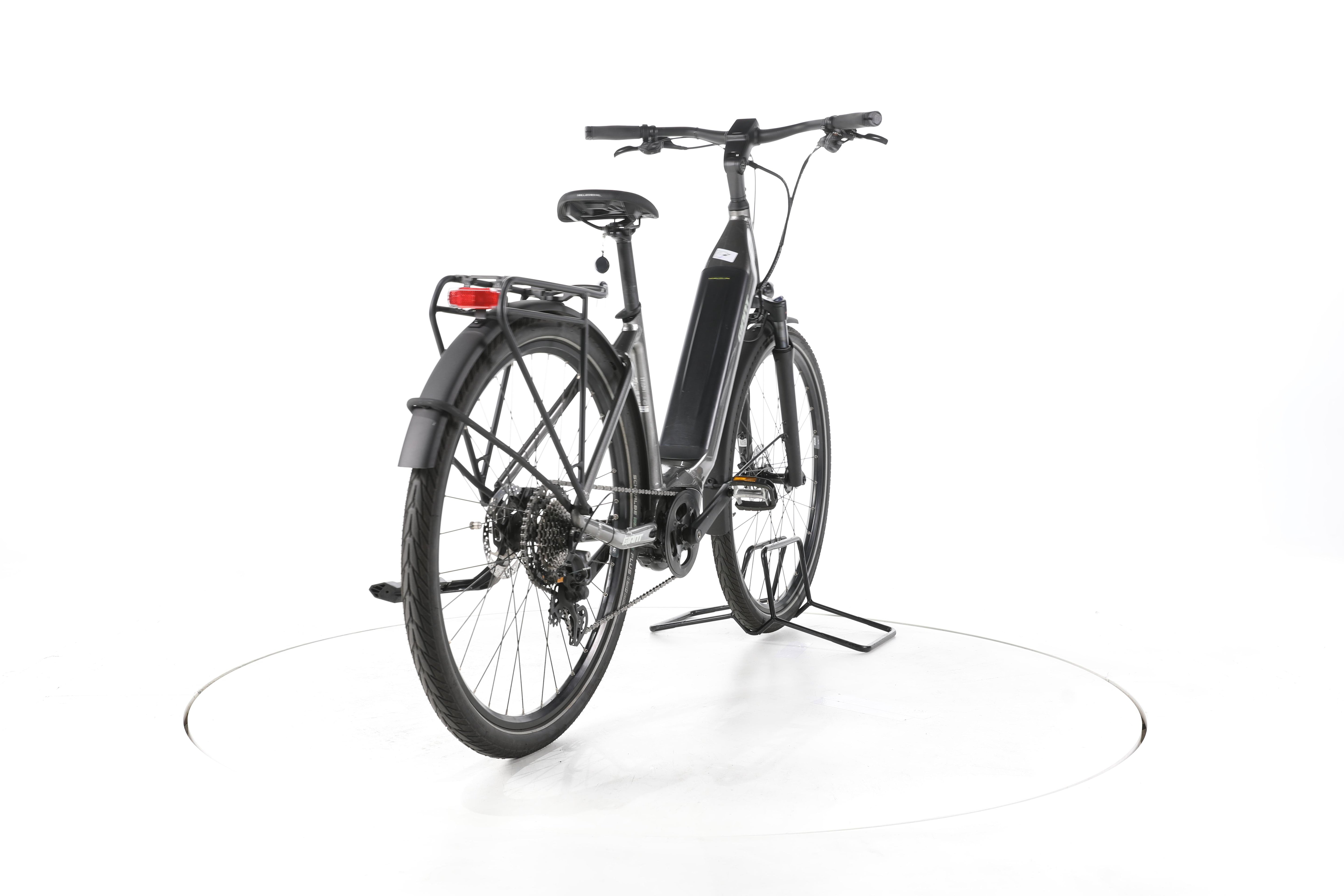 Giant DailyTour E+ 2 D Trekking E-Bike Tiefeinsteiger - Image 11