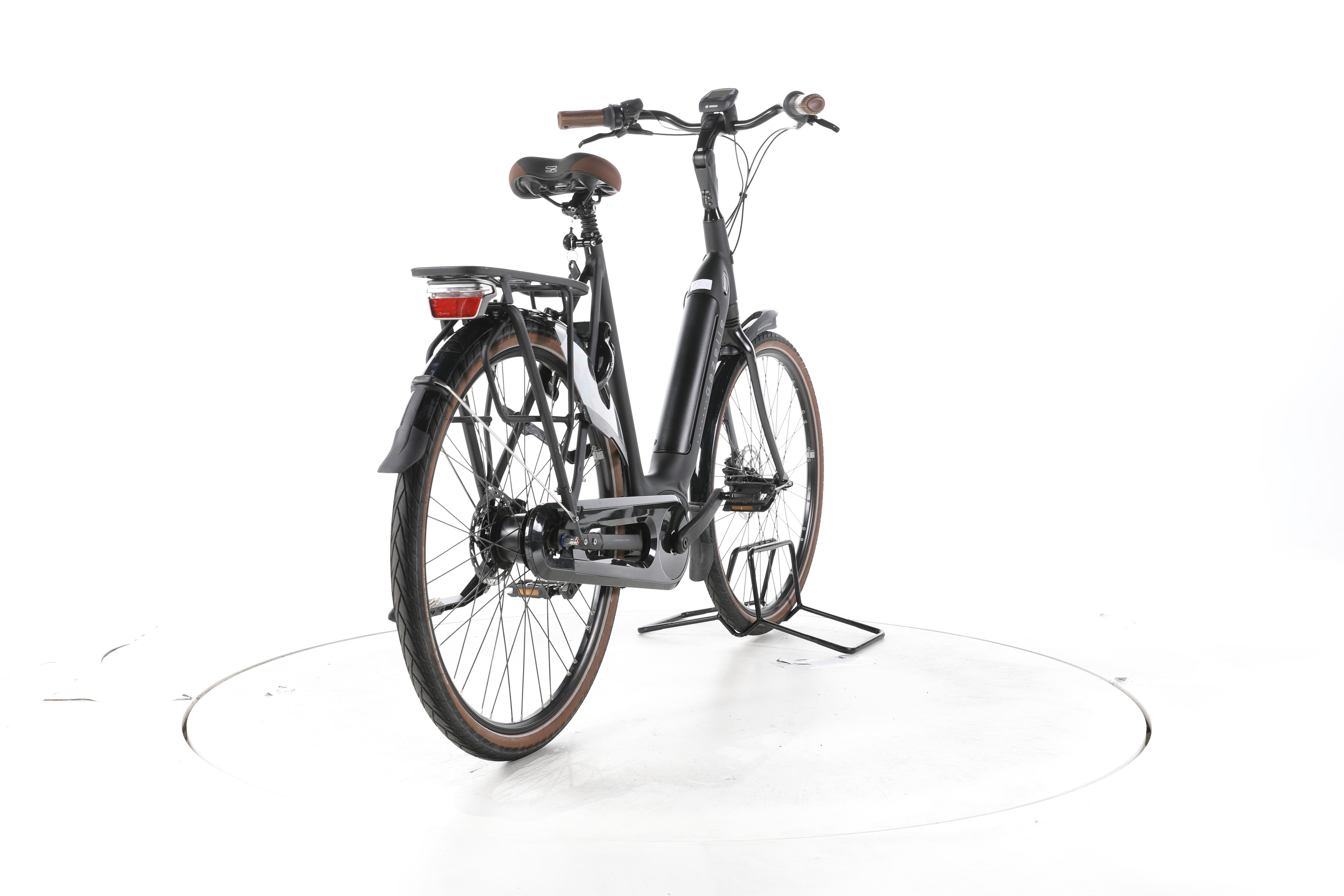 Gazelle Arroyo C8 HMB Elite Trekking E-Bike Tiefeinsteiger - Image 11