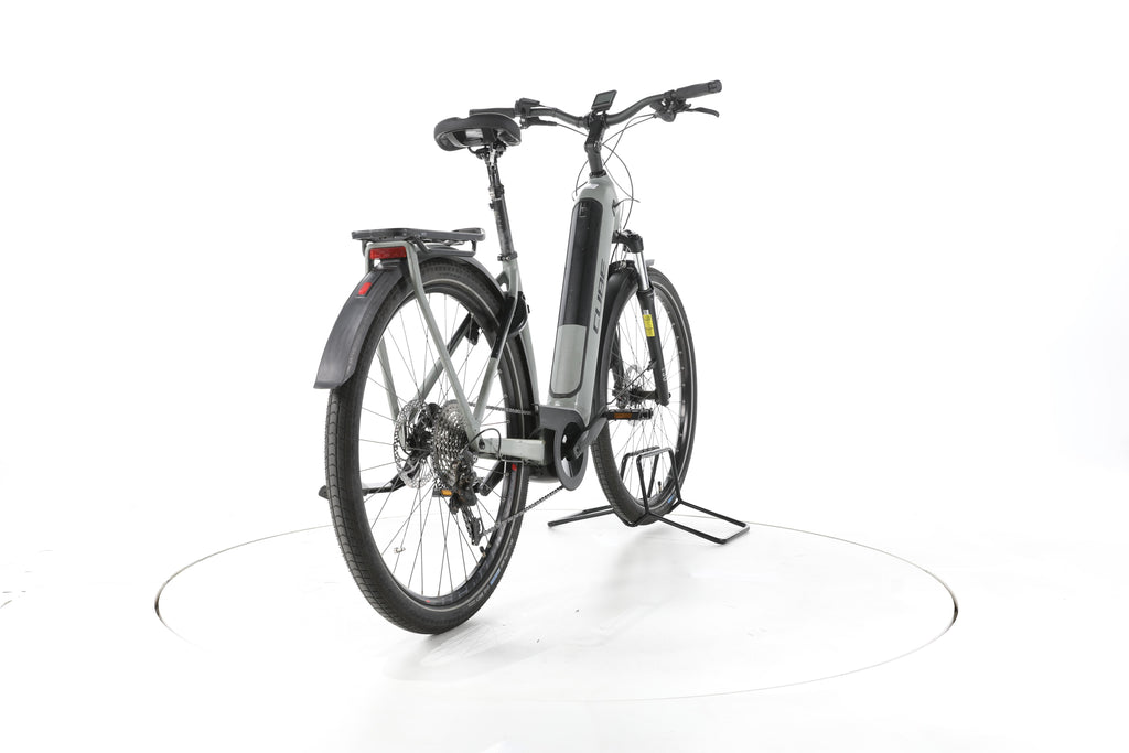 Cube Kathmandu Hybrid ONE Trekking E-Bike Tiefeinsteiger - Image 11