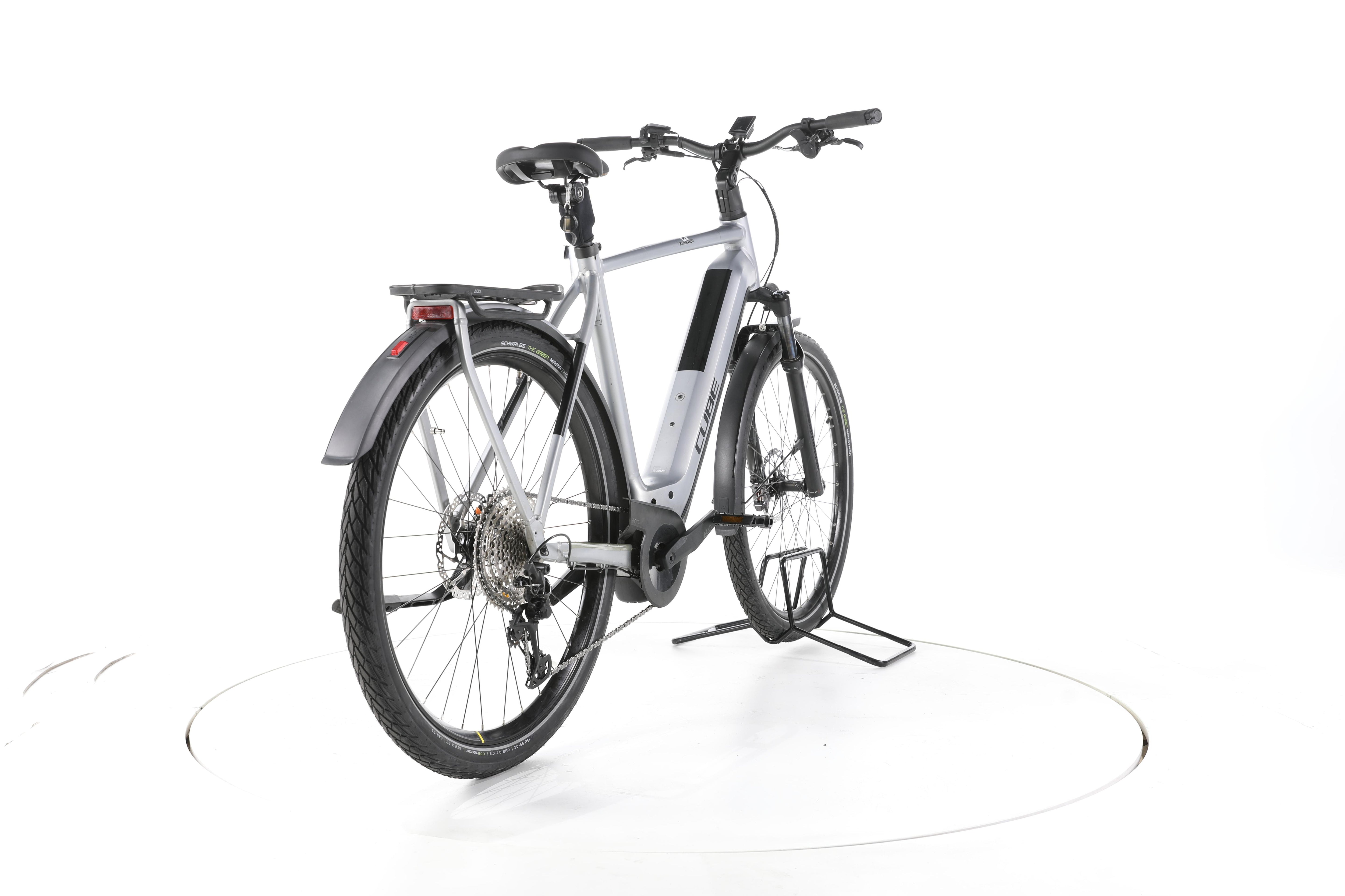 Cube Kathmandu Hybrid SLX Trekking E-Bike - Image 11