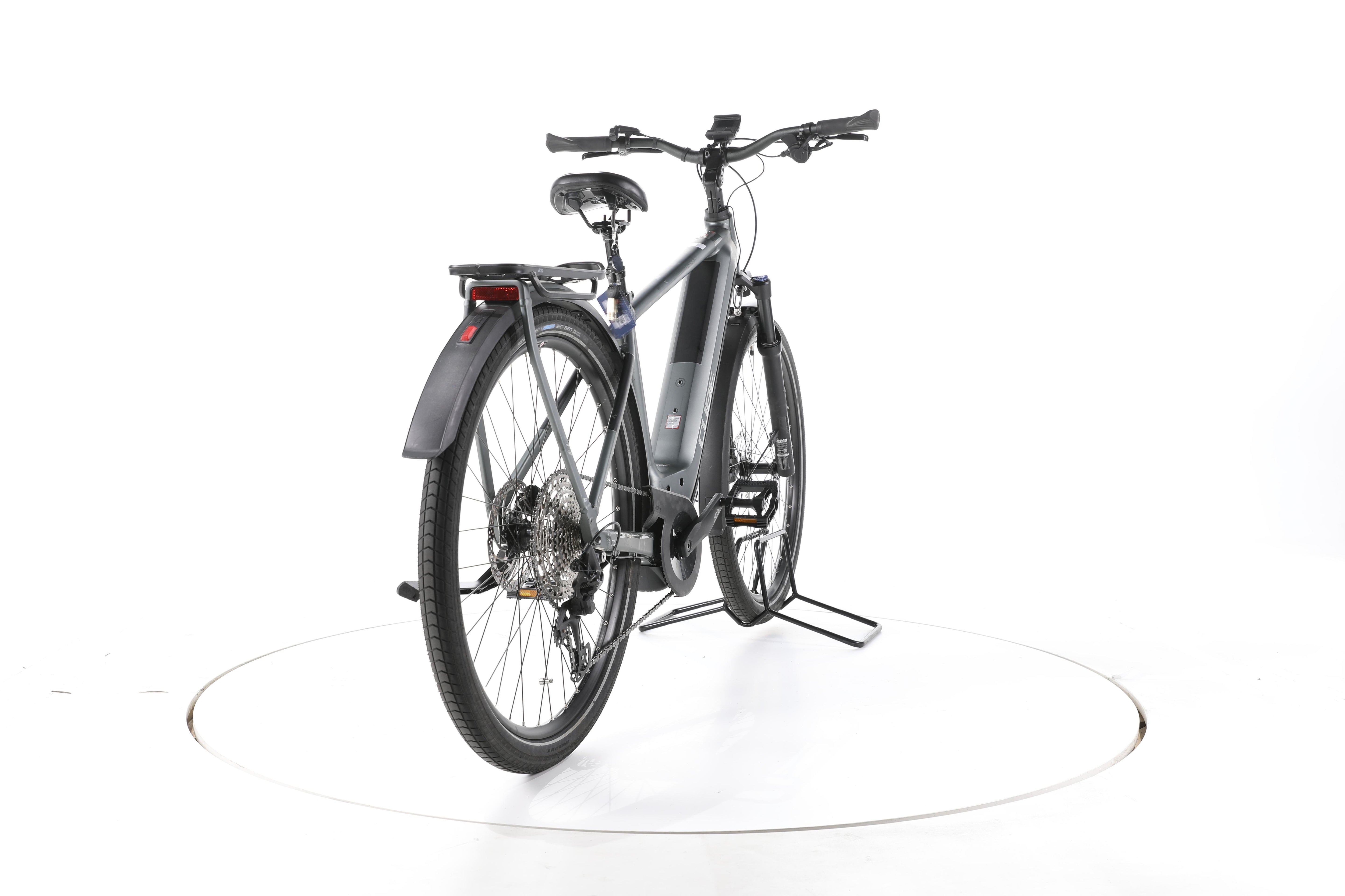 Cube Kathmandu Hybrid Pro Trekking E-Bike - Image 11