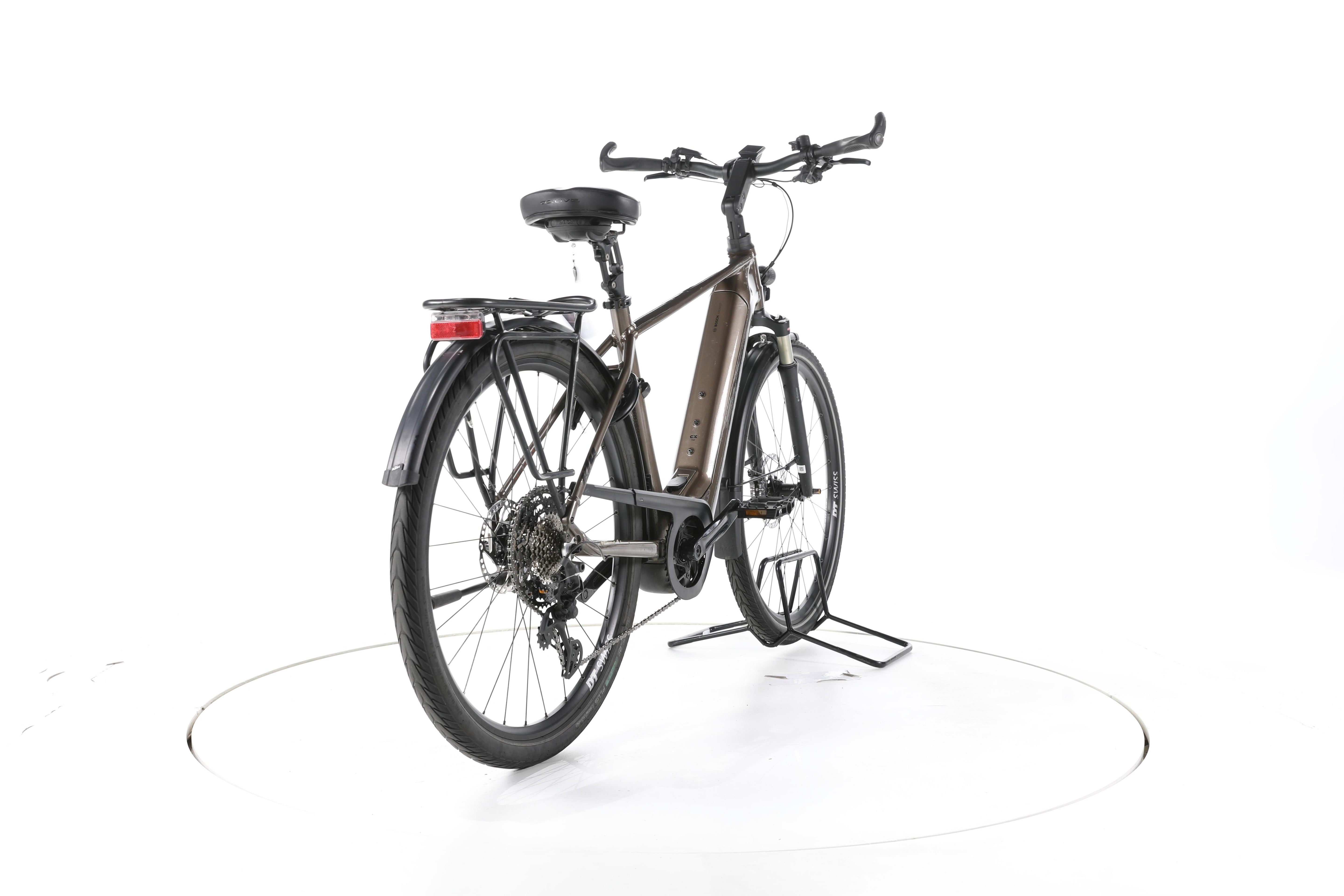 KTM Macina Style 710 Trekking E-Bike - Image 11