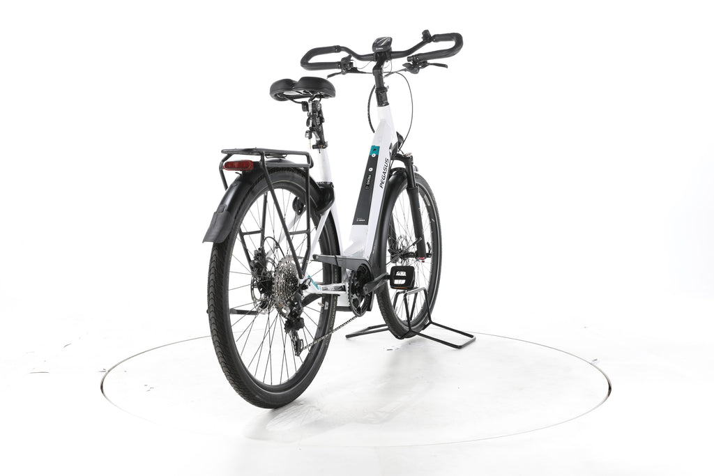 Pegasus Premio Evo Comfort Trekking E-Bike Tiefeinsteiger - Image 11