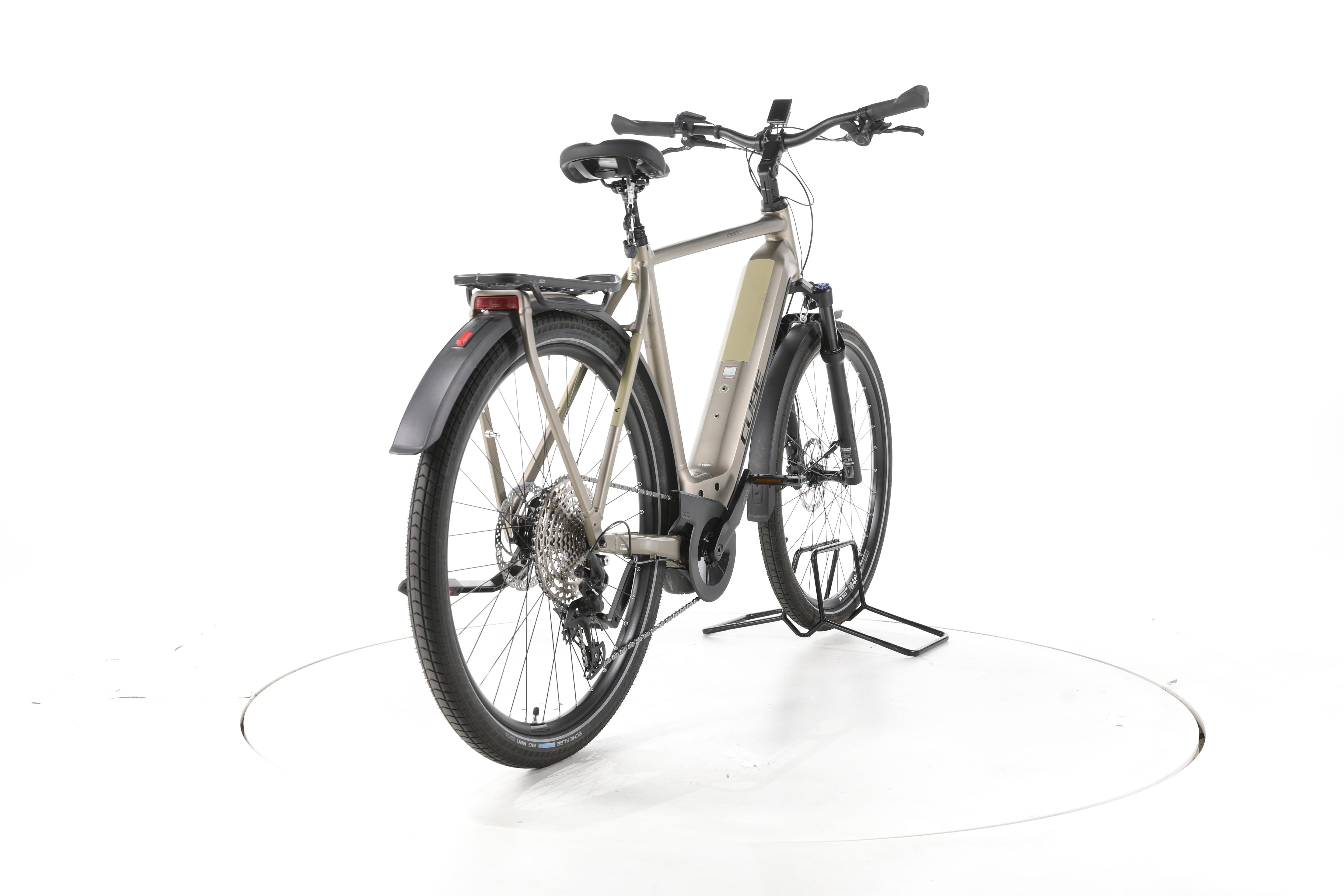 Cube Kathmandu Hybrid Pro Trekking E-Bike - Image 11