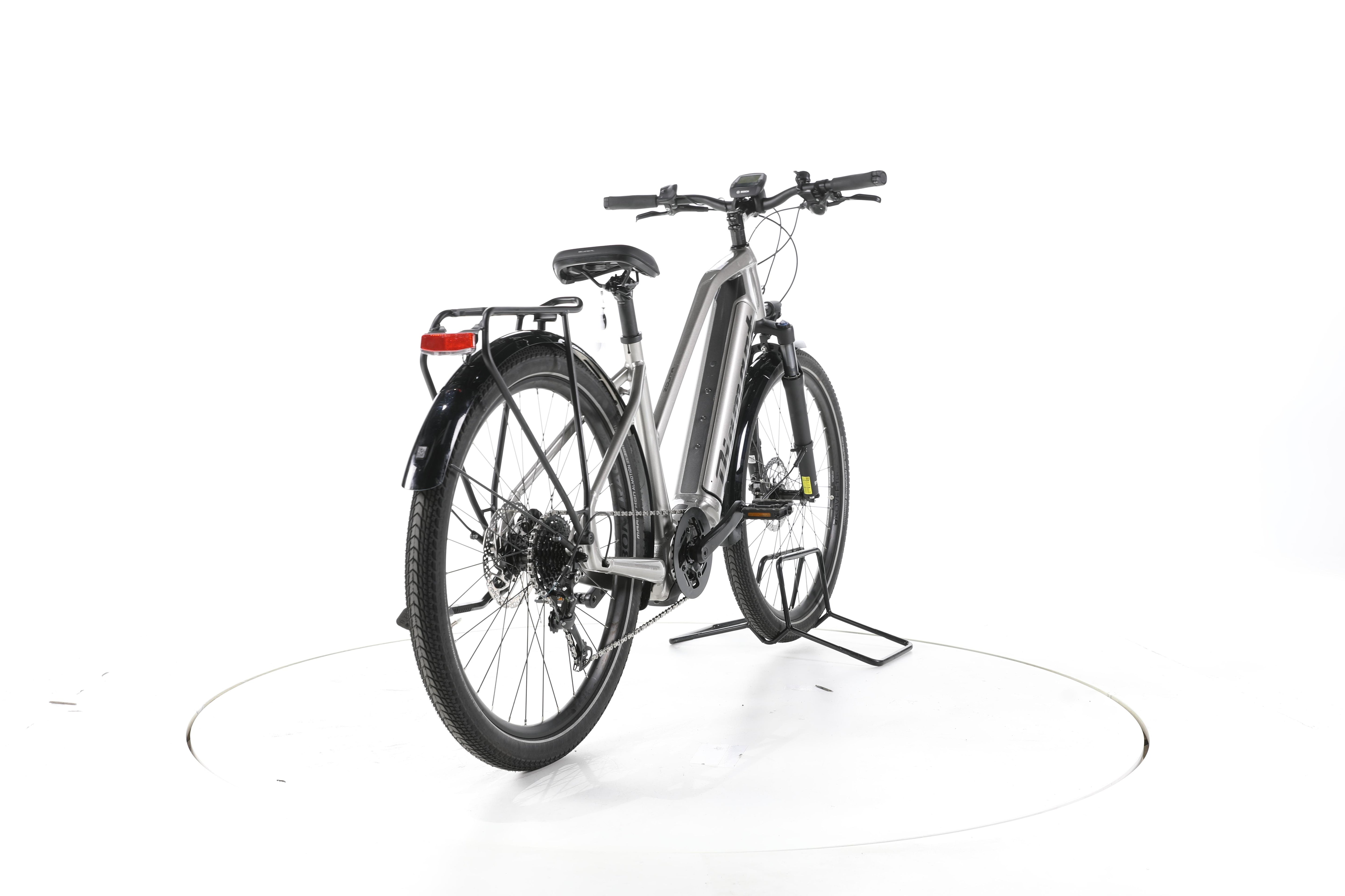 Diamant Zouma+ Trekking E-Bike - Image 11