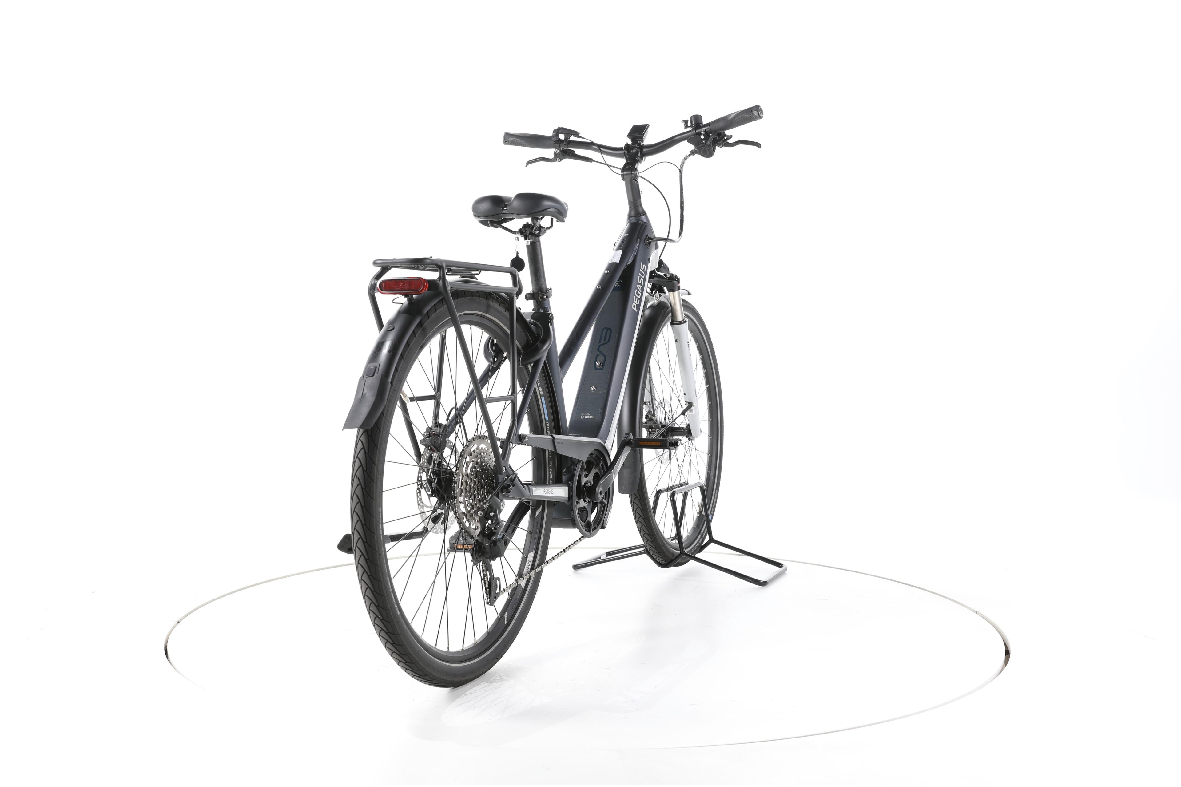 Pegasus Premio EVO 10 Lite Trekking E-Bike - Image 11